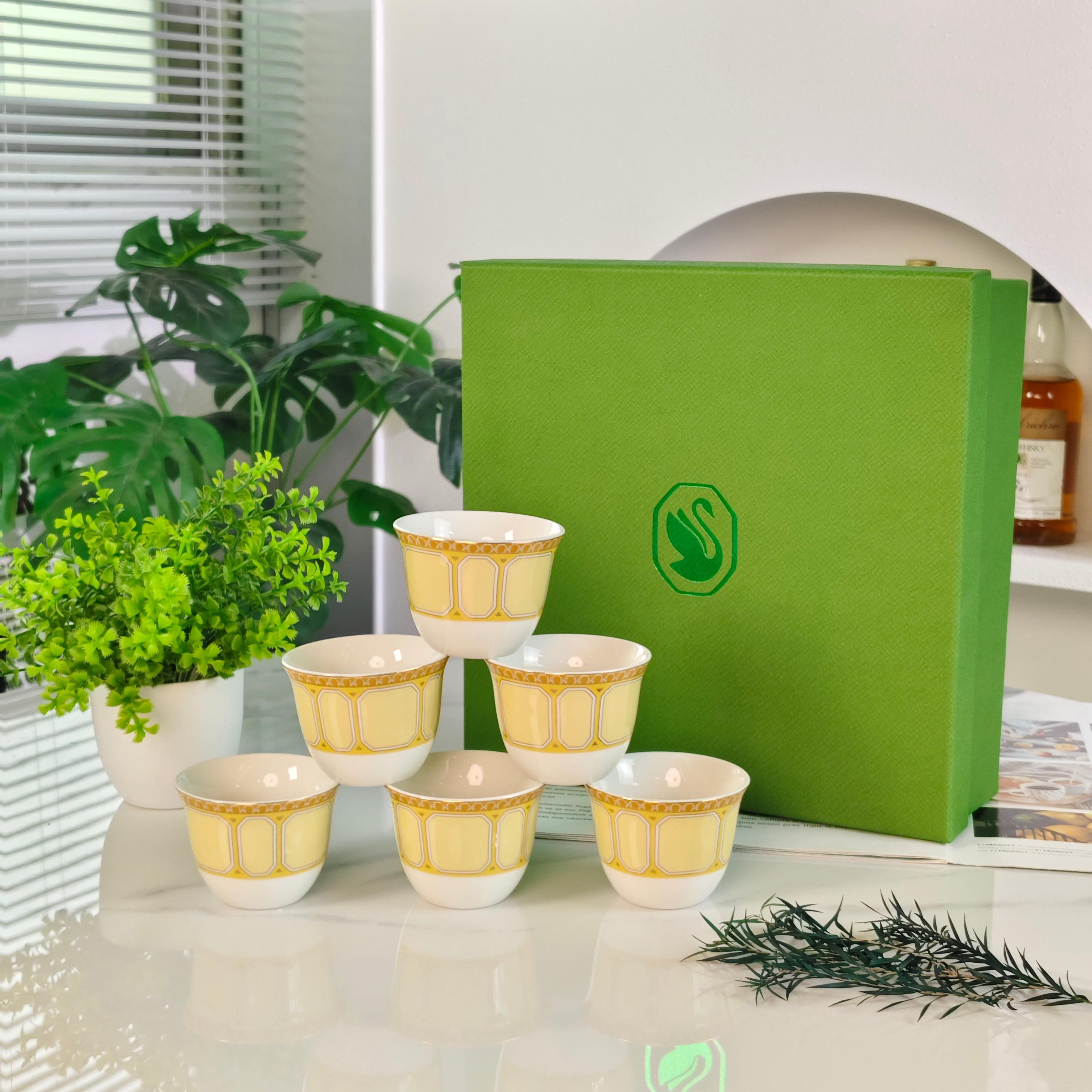 Чайный набор  в стиле Swarovski x Rosenthal из керамики жёлтого цвета