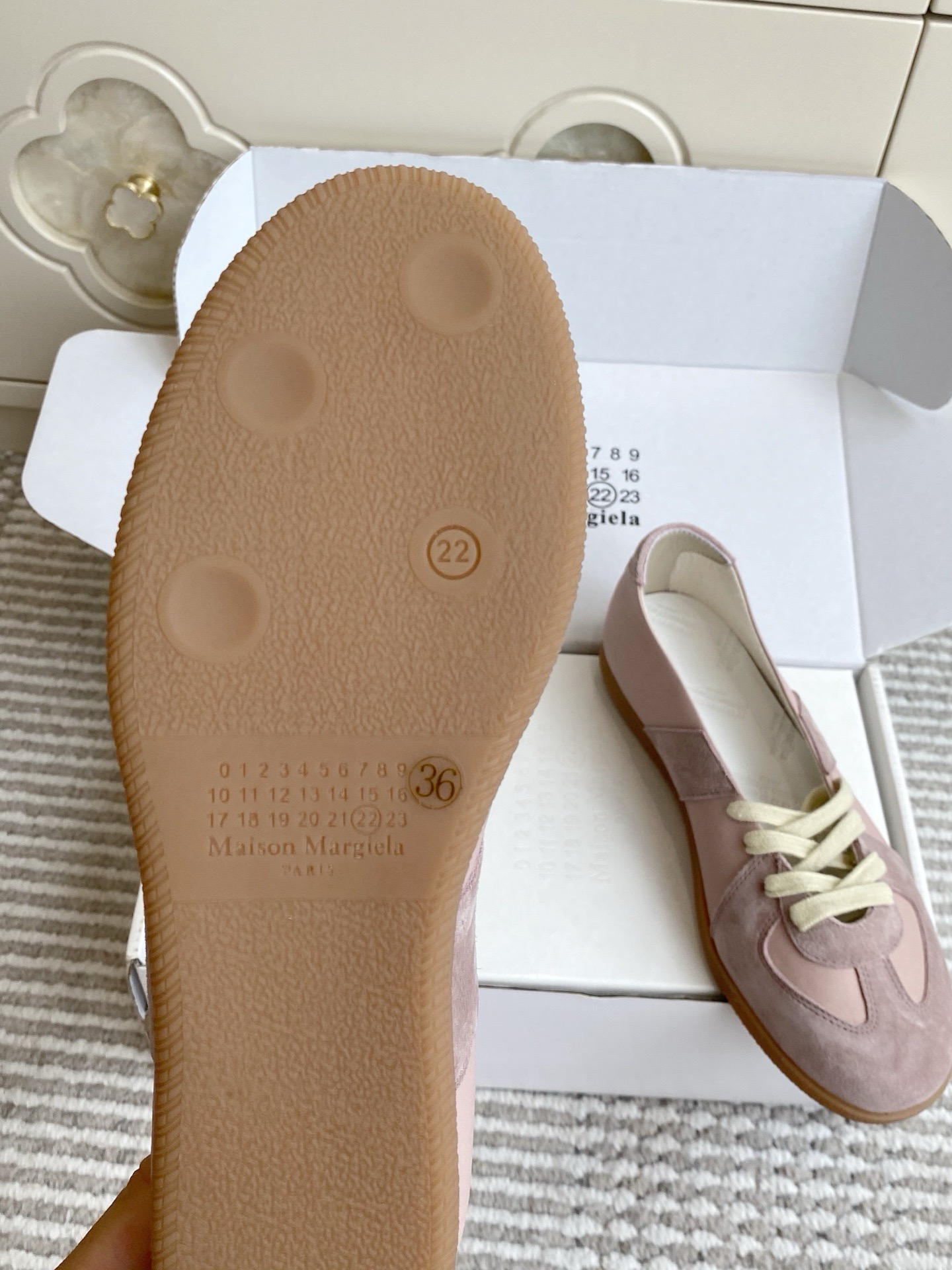Кроссовки-балетки женские MM6 Maison Margiela розового цвета
