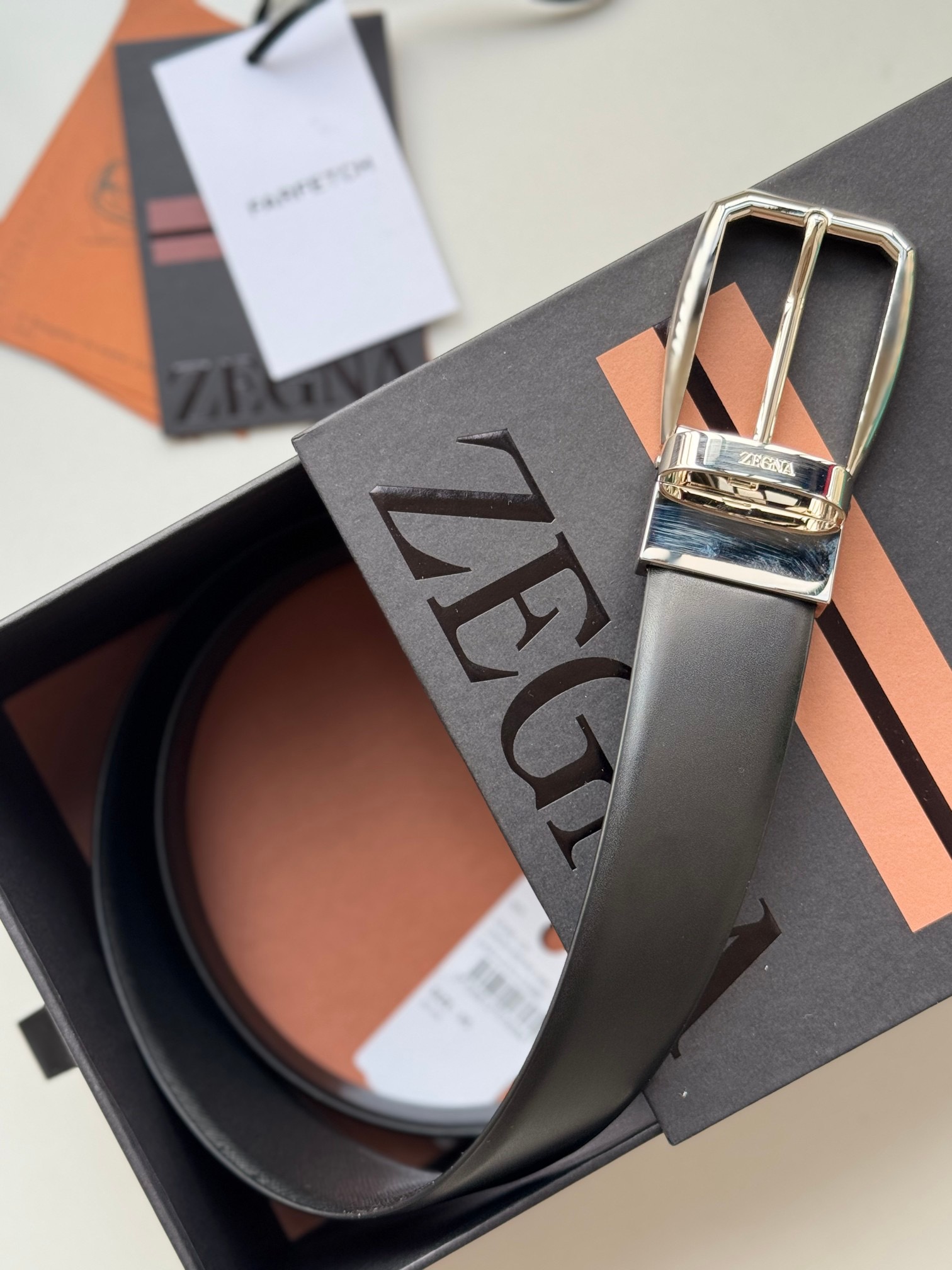 Ремень мужской в стиле Zegna из натуральной кожи чёрного цвета двусторонний