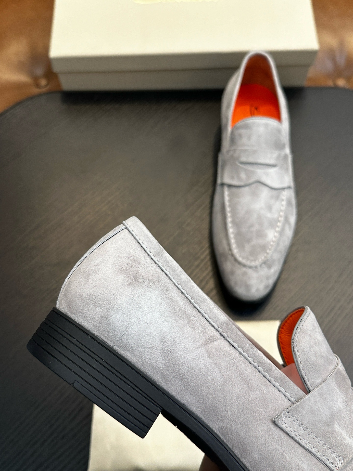 Лоферы мужские в стиле Santoni серого цвета
