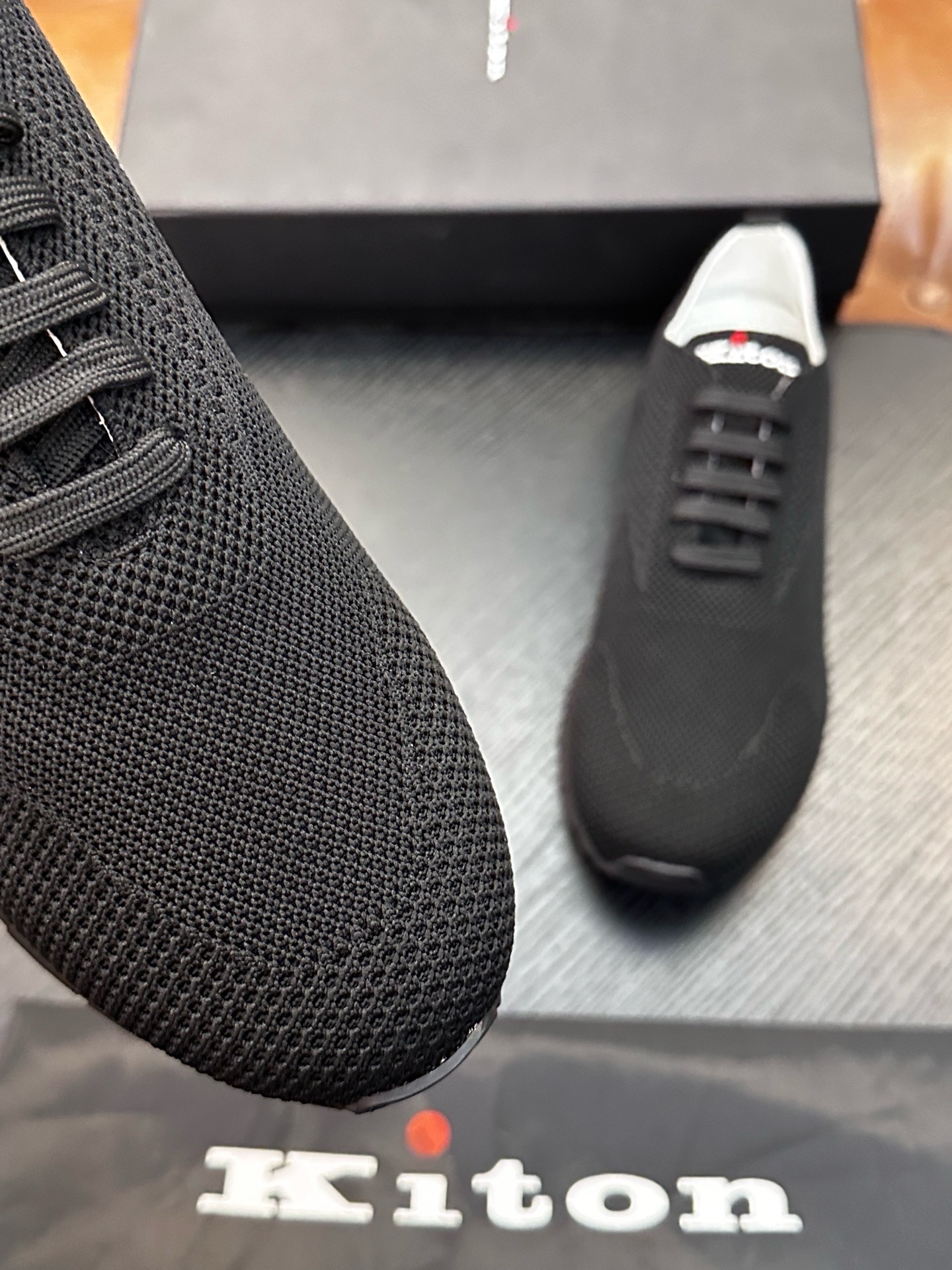 Кроссовки мужские Kiton Fits чёрного цвета