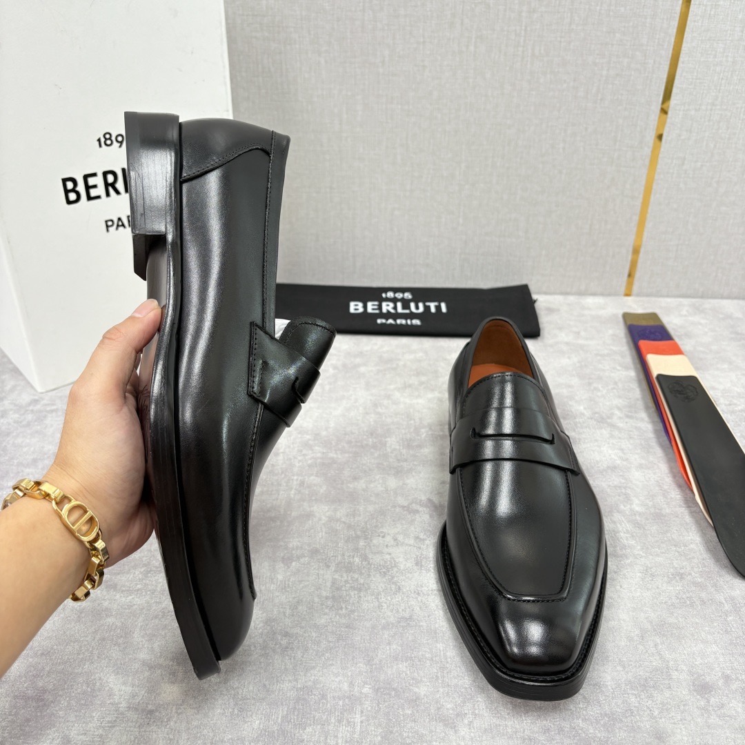 Лоферы мужские в стиле Berluti пенни из натуральной кожи черного цвета