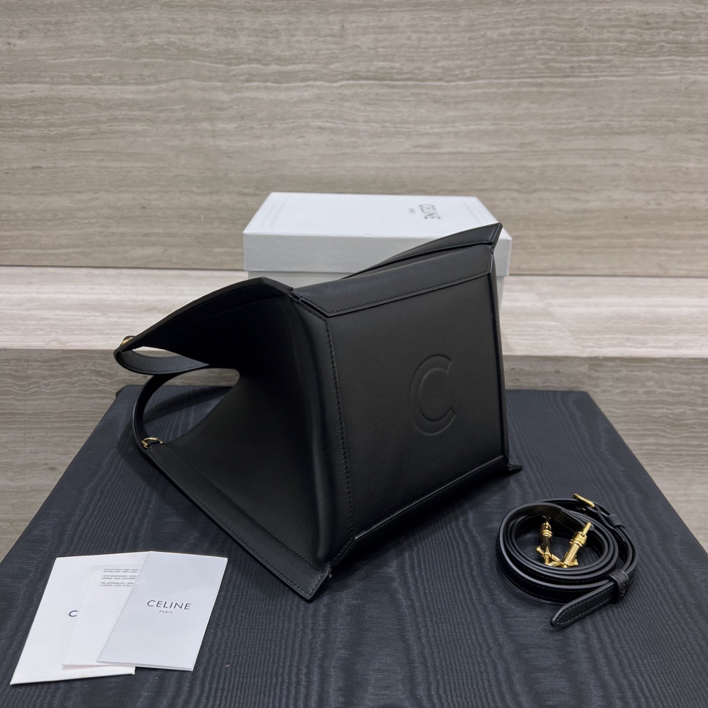 Сумка женская в стиле Celine Cubo чёрного цвета