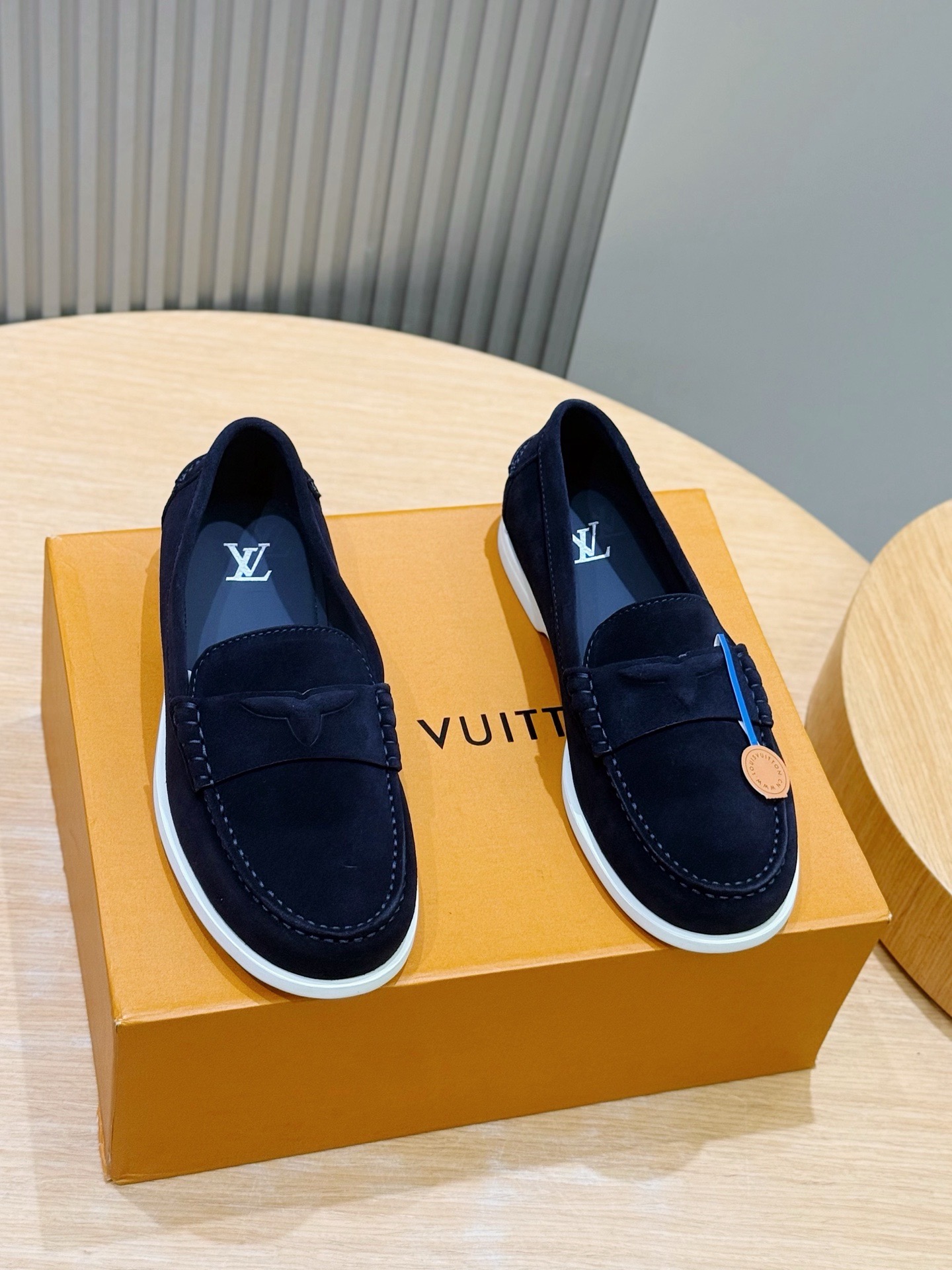 Лоферы мужские Louis Vuitton LV Croisette тёмно-синего цвета