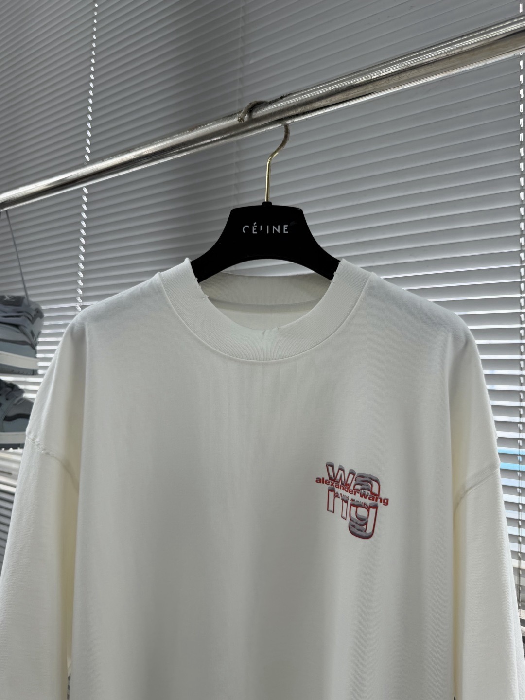 Футболка мужская в стиле Alexander Wang oversize белого цвета с принтом