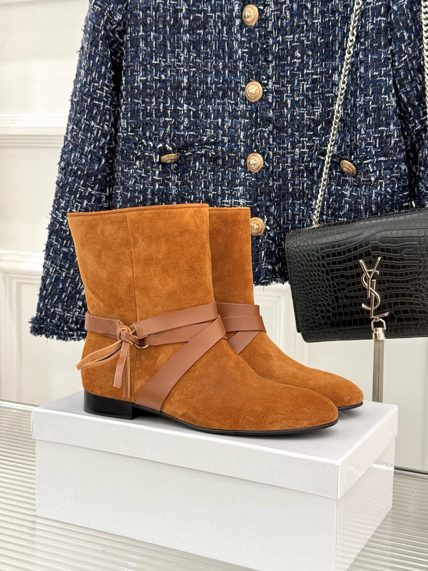 Ботильоны женские Isabel Marant Letiz Boots с завязками золотисто-коричневого цвета