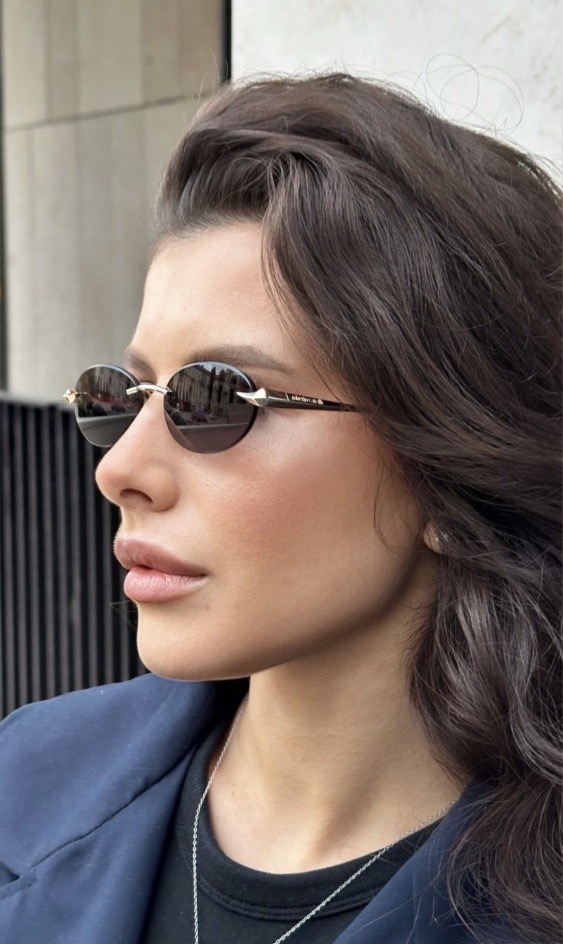 Очки солнцезащитные женские в стиле Roberto Cavali SRC 152M