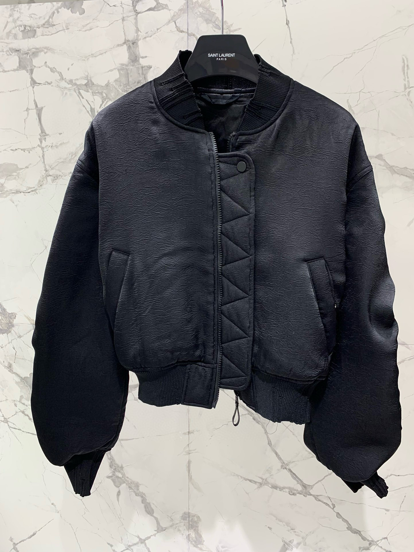 Куртка-бомбер женская в стиле Acne Studios из плотного хлопка премиум-класса, чёрного цвета