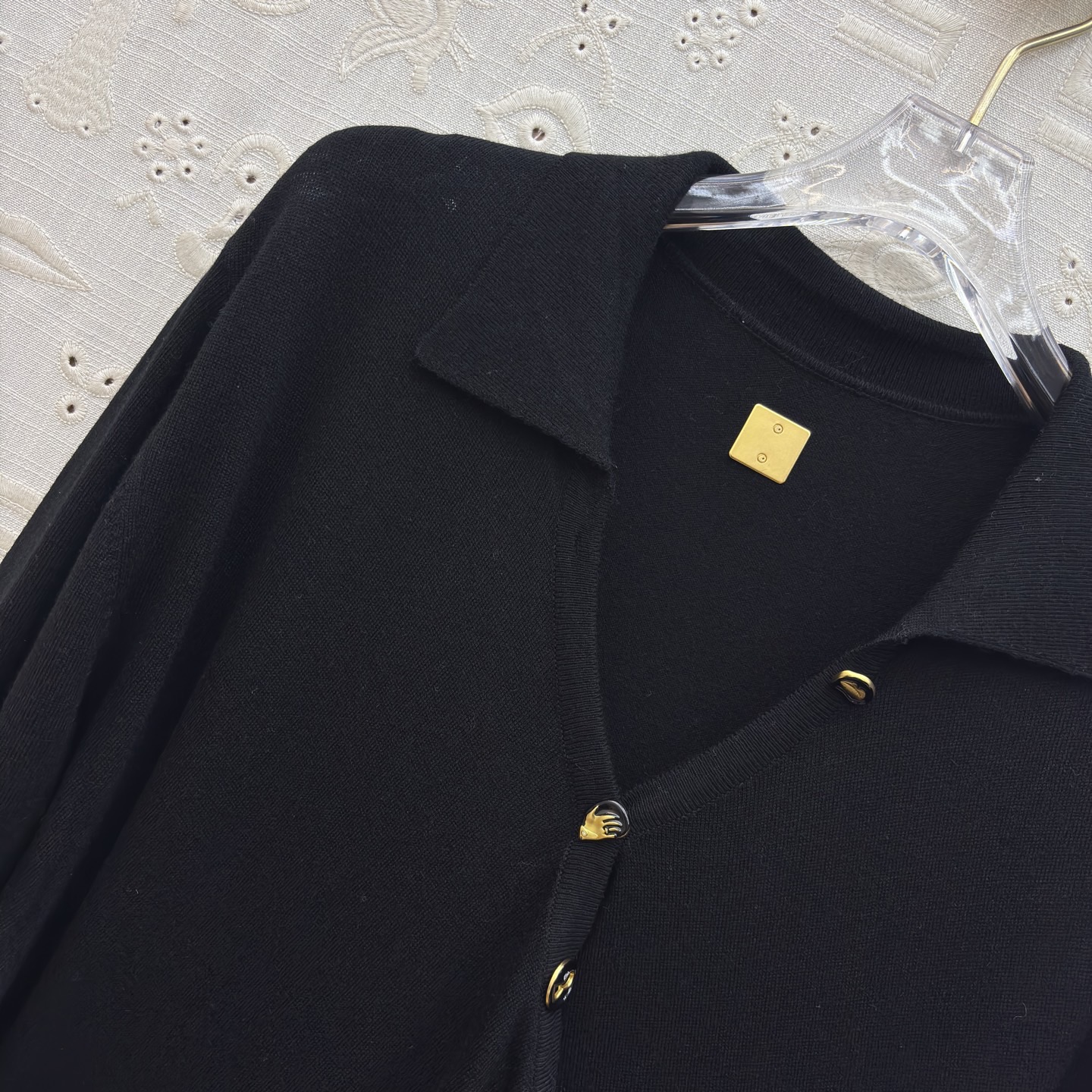 Платье женское Schiaparelli с асимметричной застёжкой и поясом чёрного цвета