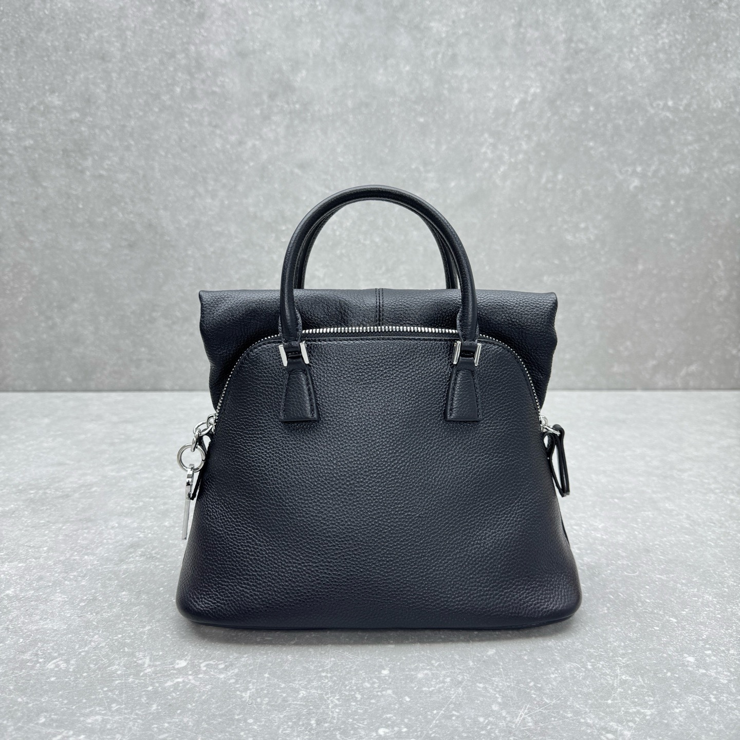 Сумка Maison Margiela 5AC чёрного цвета 26 см.