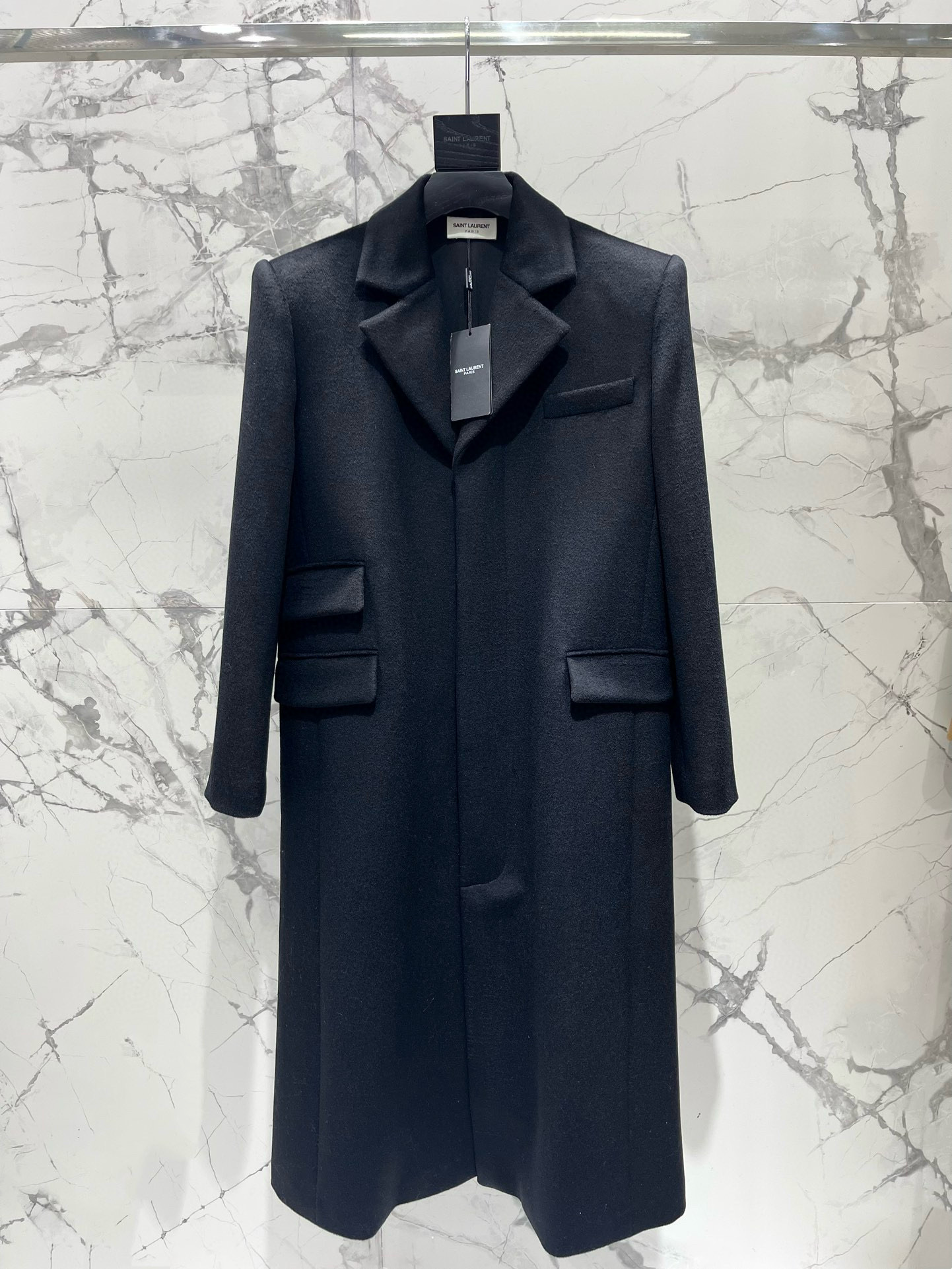 Пальто женское в стиле Saint Laurent из шерсти, свободного кроя