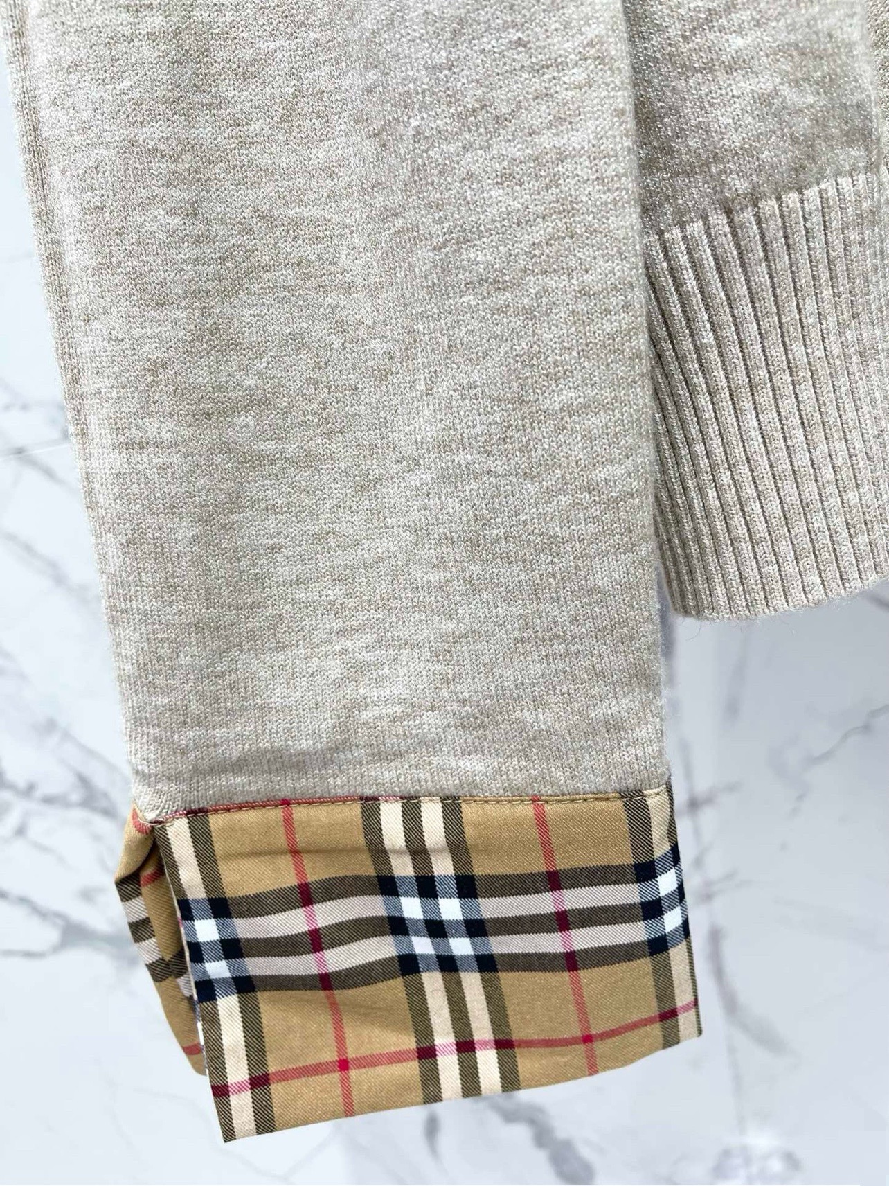 Кардиган женский Burberry EKD Cotton Wool Cardigan бежевого цвета