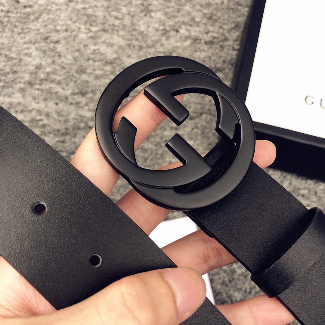 Ремень мужской в стиле Gucci из натуральной кожи чёрного цвета с пряжкой GG