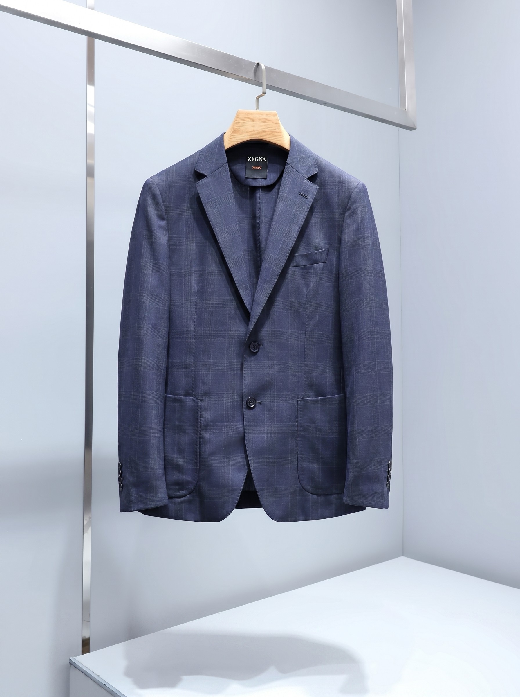 Пиджак мужской в стиле Zegna XXX Techmerino тёмно-синего цвета в клетку
