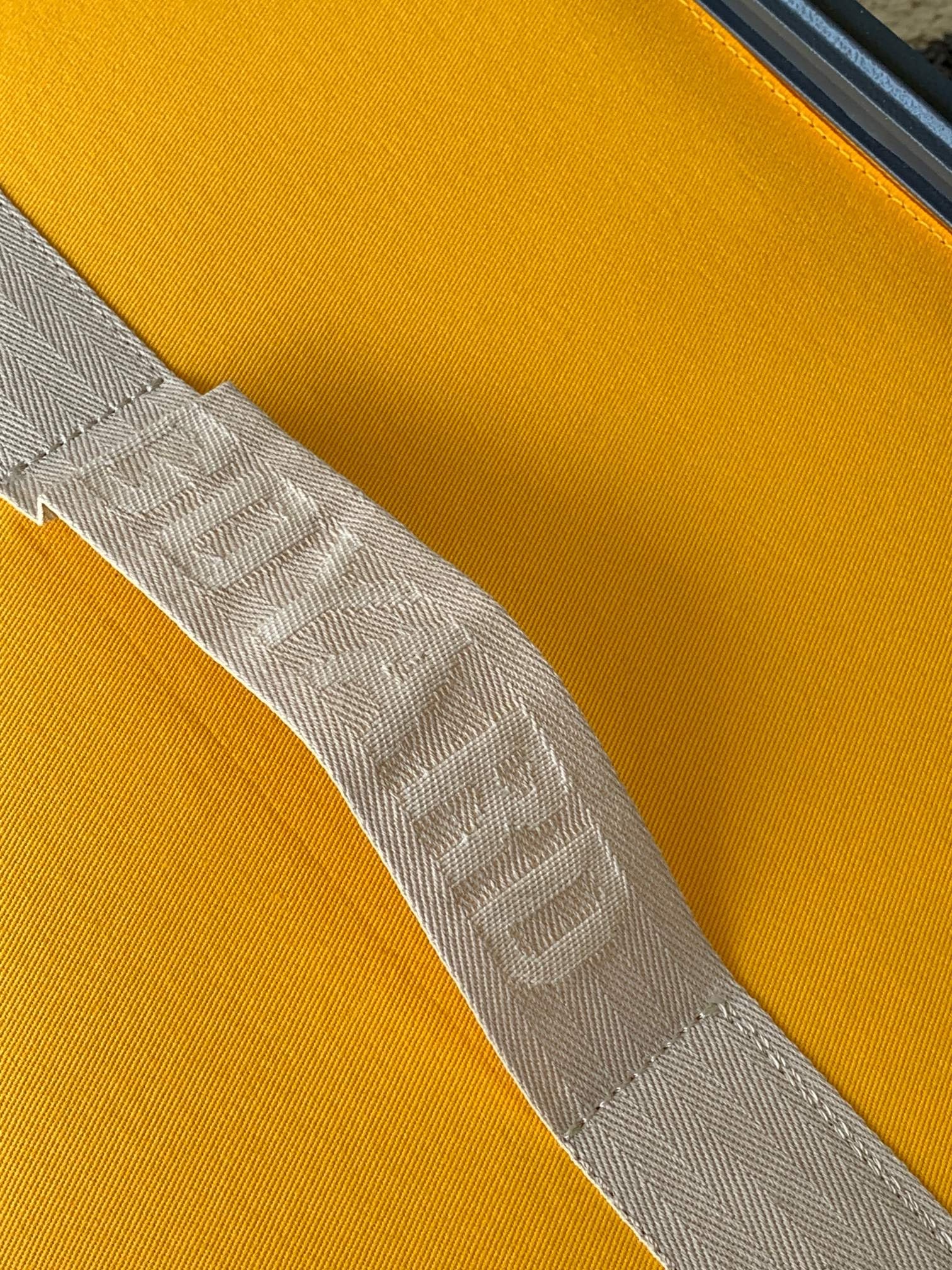 Чемодан Goyard Bourget PM серого цвета
