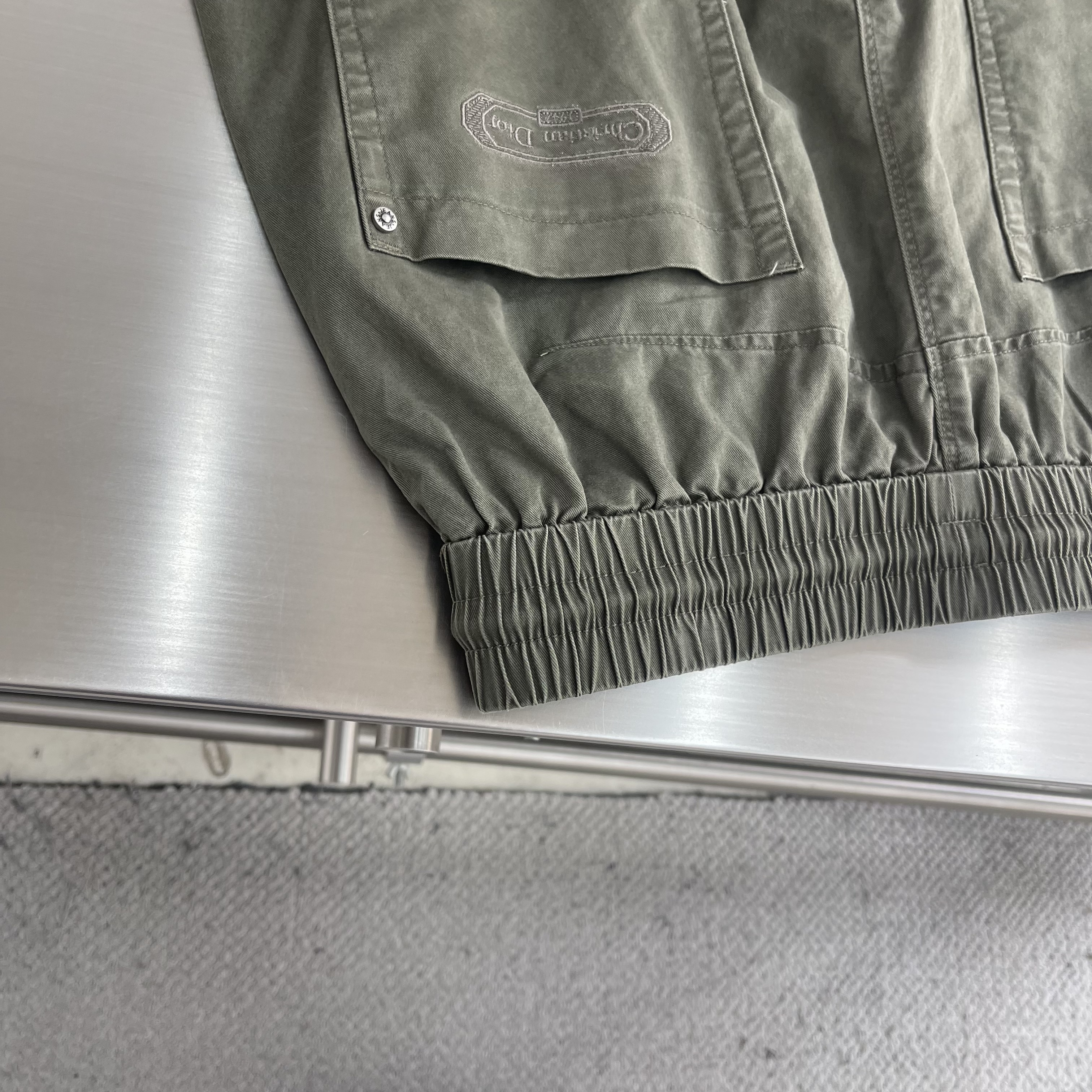 Брюки мужские в стиле Dior из хлопка зелёного цвета карго с эластичным поясом