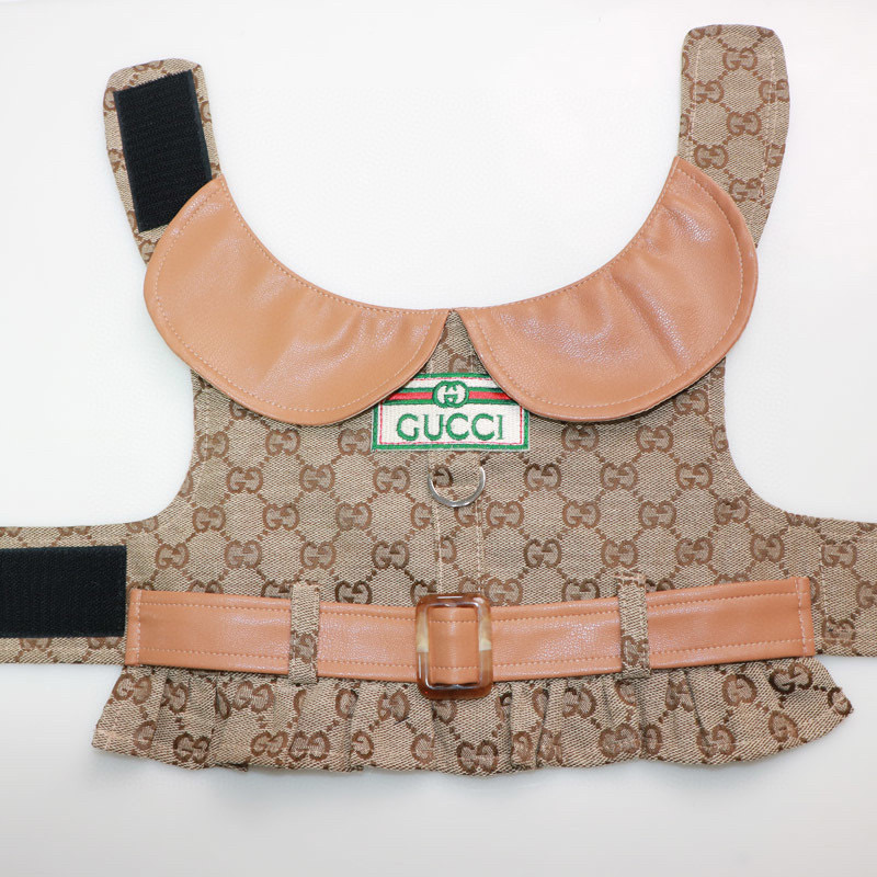 Жилет-платье для собак в стиле Gucci Horsebit Monogram с карамельным воротником