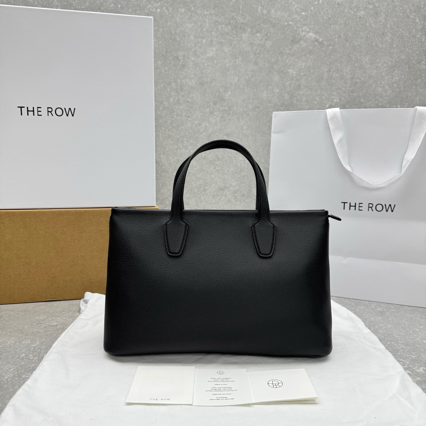 Сумка женская в стиле The Row Marcel чёрного  цвета