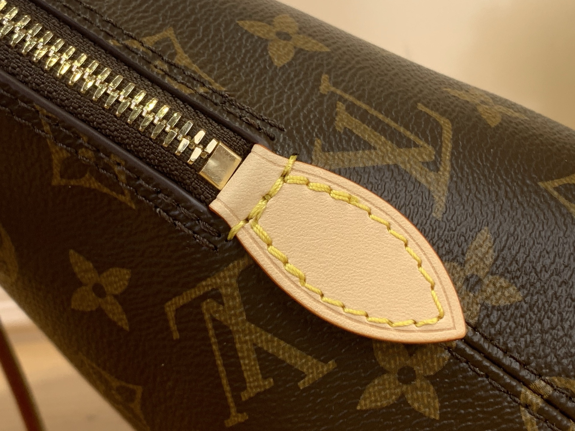 Сумка женская в стиле Louis Vuitton Squire Monogram классическая