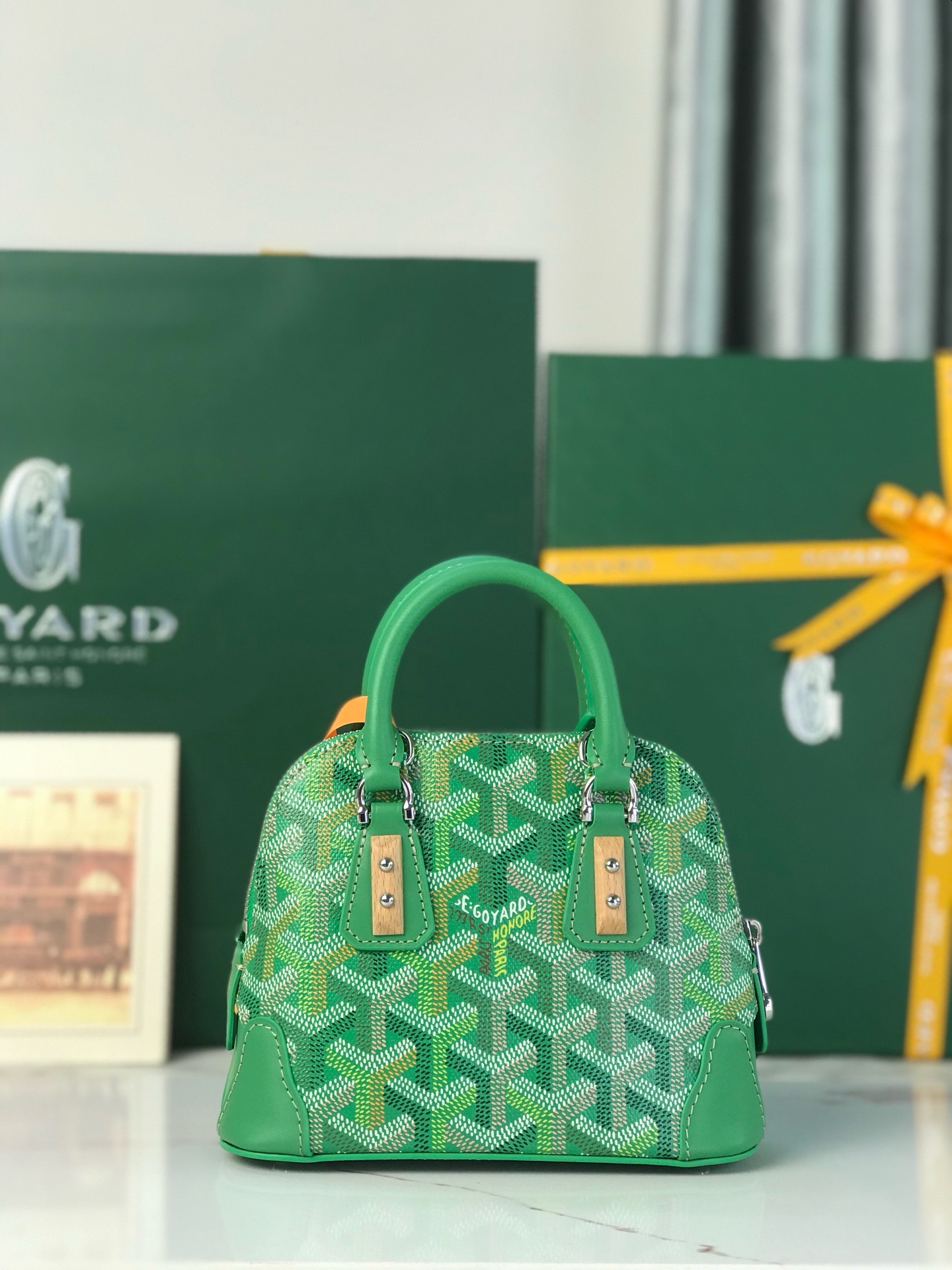 Сумка женская Goyard Vendôme Nano зелёного цвета