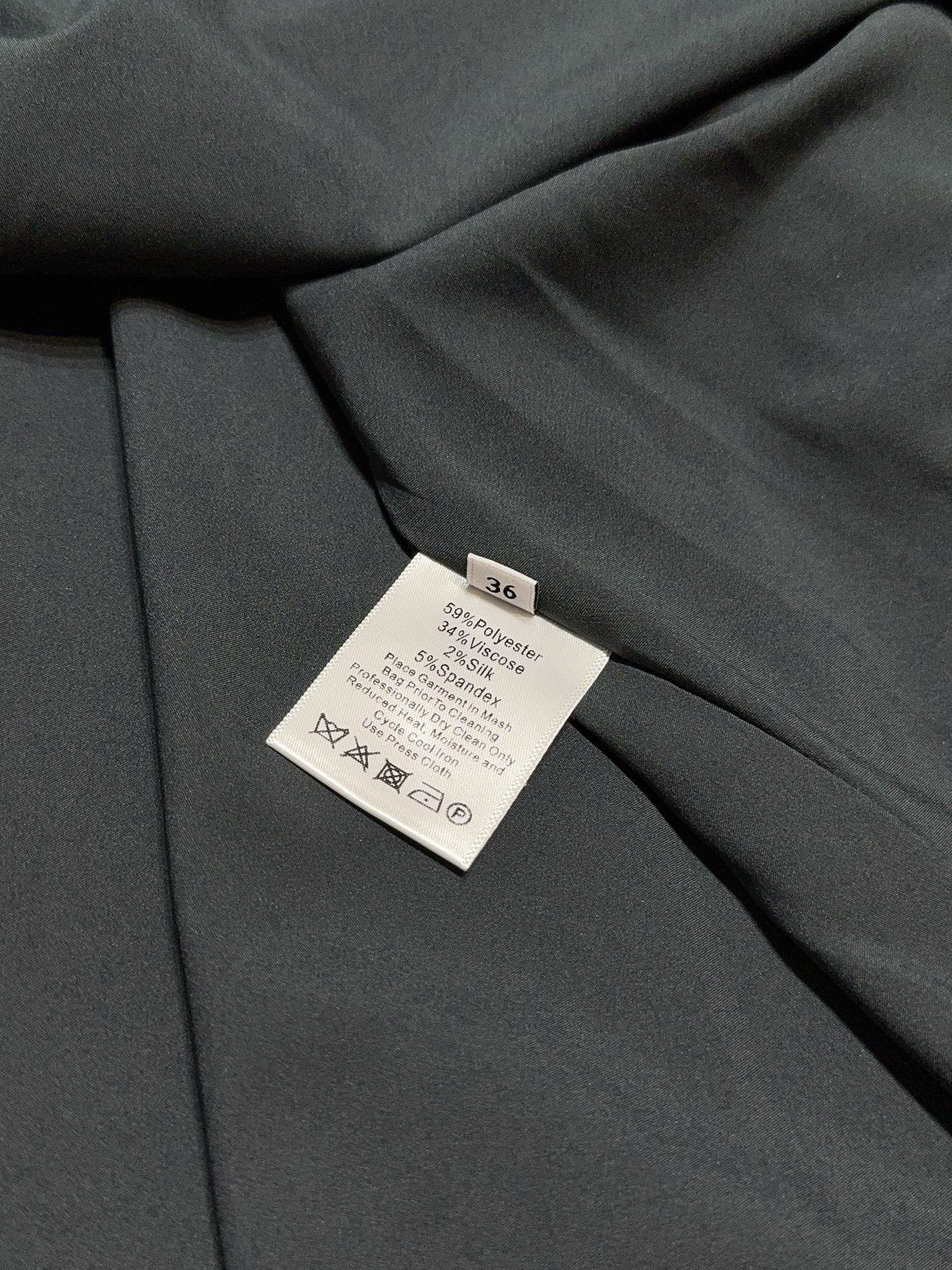 Платье женское в стиле Self-Portrait серо-синего цвета миди без рукавов с поясом