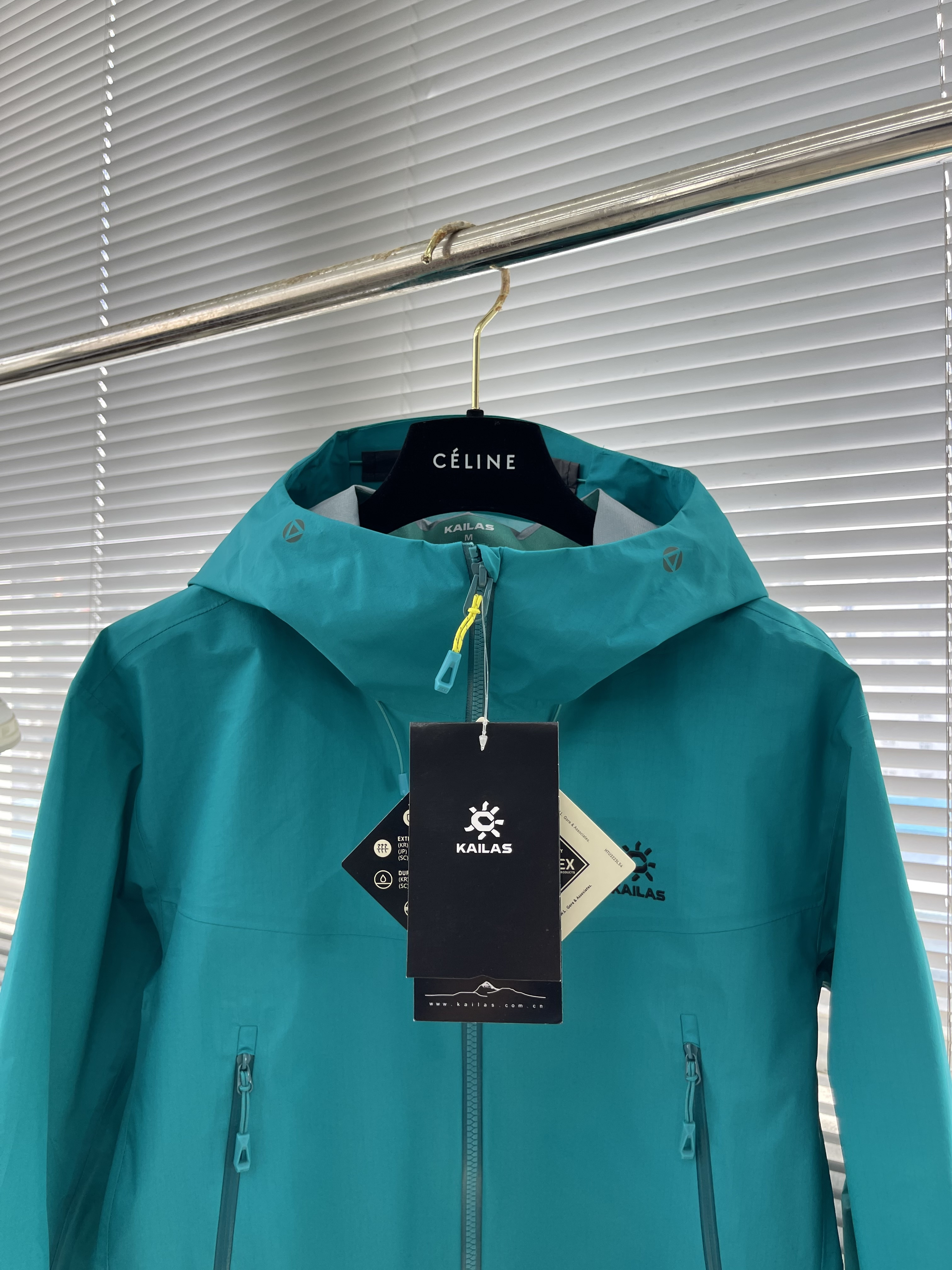 Куртка мужская Kailas softshell с капюшоном бирюзового цвета водо- и ветрозащитная