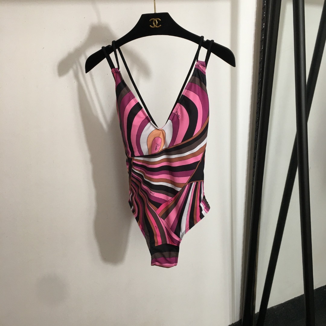 Купальник женский в стиле Emilio Pucci слитный розового цвета с принтом и бретелями