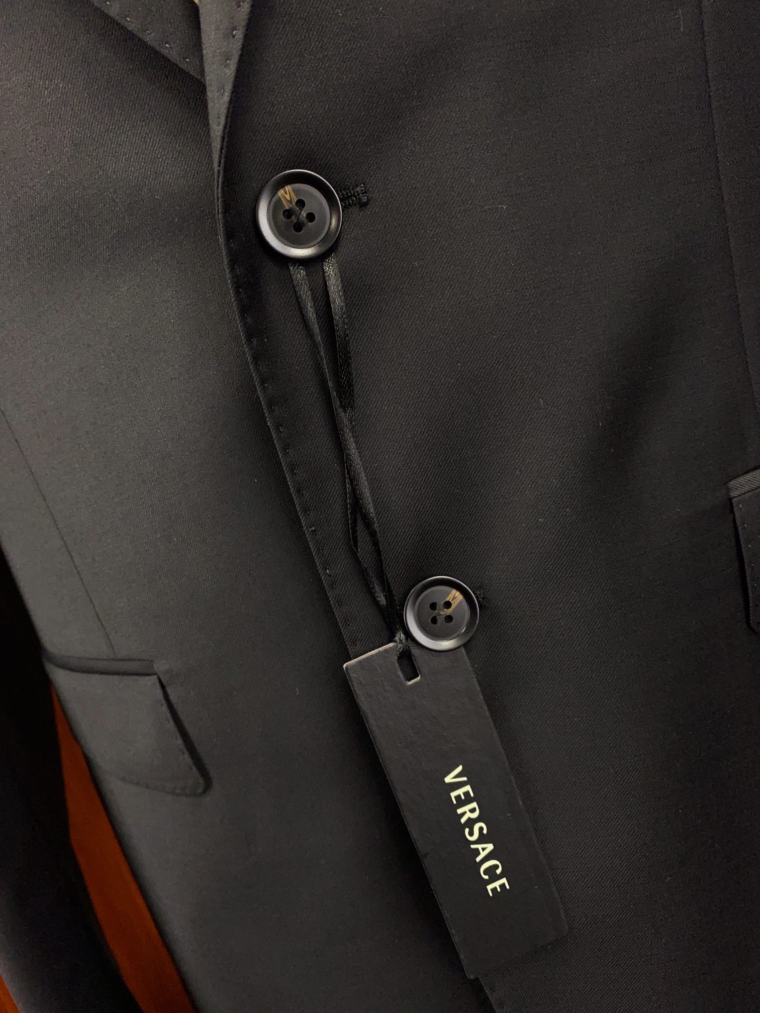 Костюм мужской в стиле Versace классический (пиджак + брюки) чёрного цвета