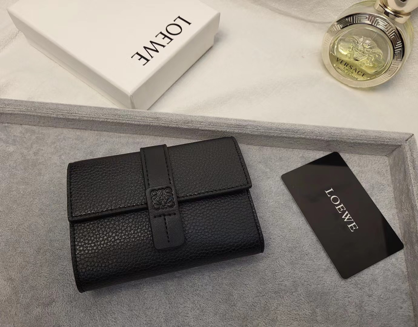 Кошелёк женский в стиле Loewe Anagram L1102 чёрного цвета