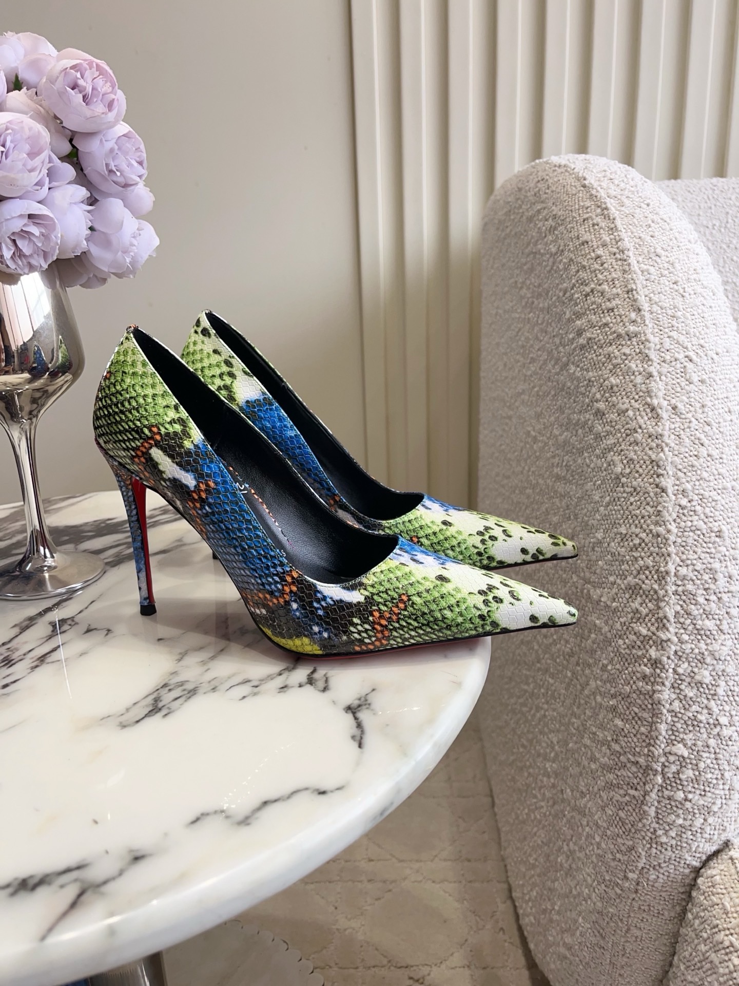 Туфли женские в стиле Christian Louboutin So Kate со змеиным принтом
