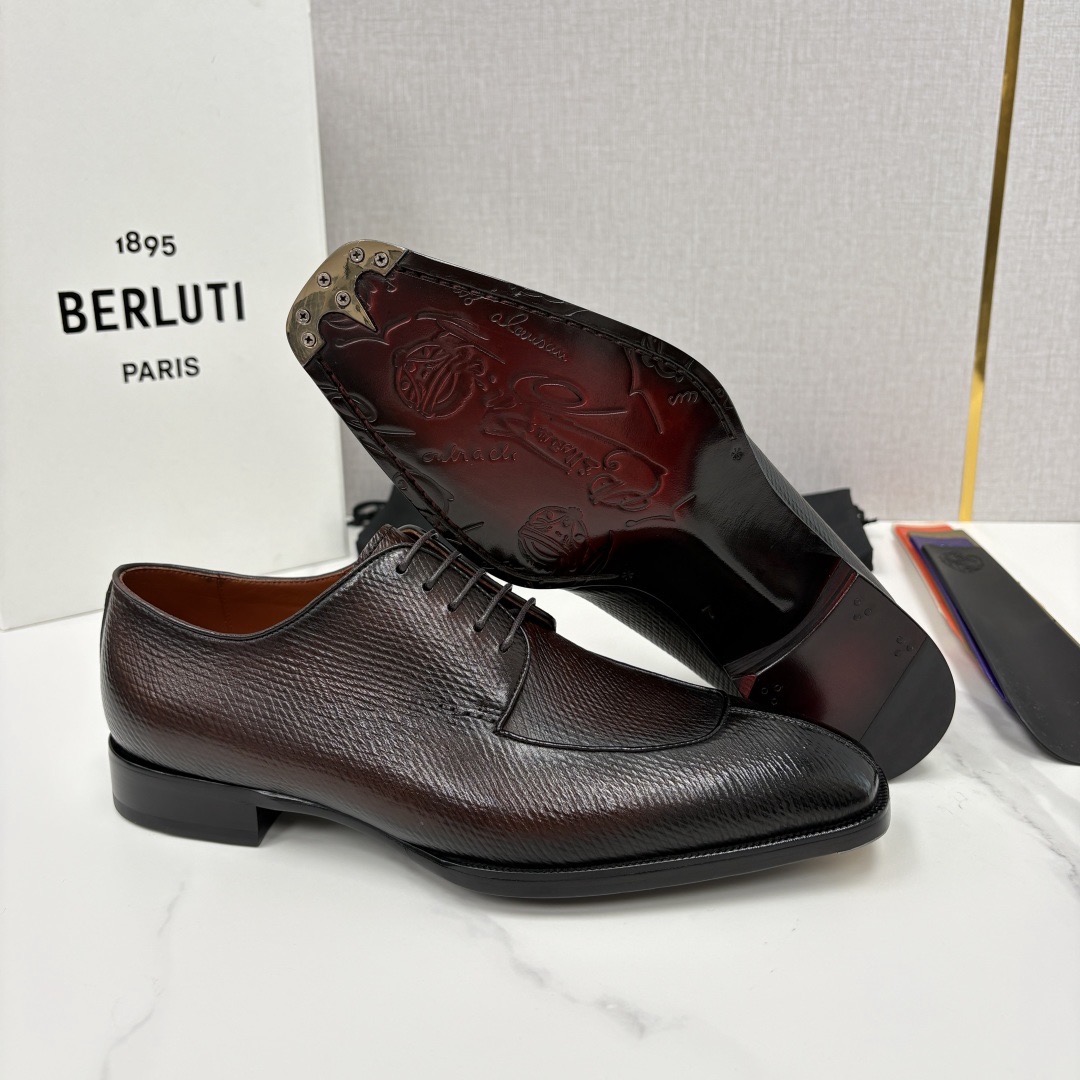 Туфли мужские Berluti классические оксфорды коричневого цвета