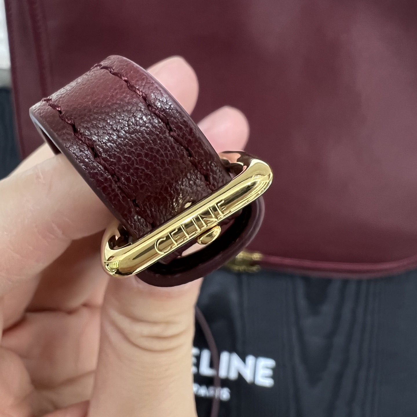 Сумка женская в стиле Celine Soft Triomphe Besace бордового цвета