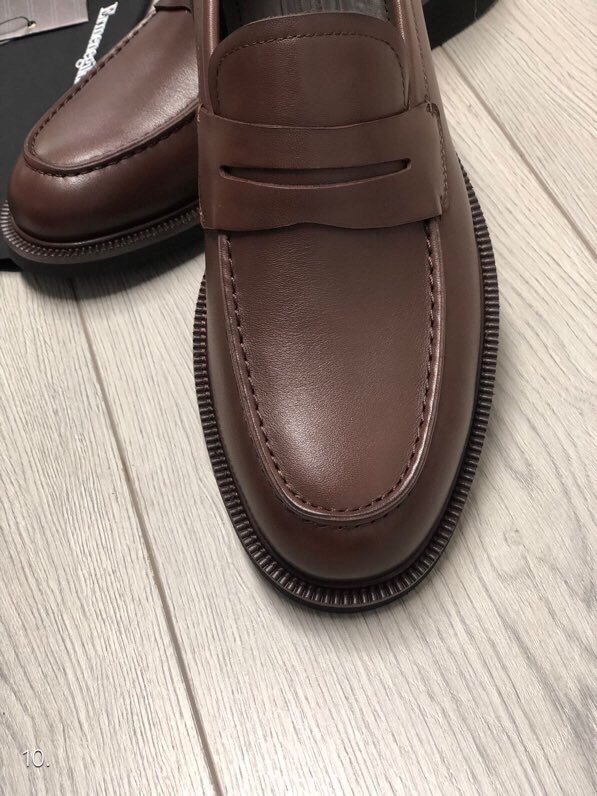 Лоферы мужские в стиле Zegna из натуральной кожи коричневого цвета
