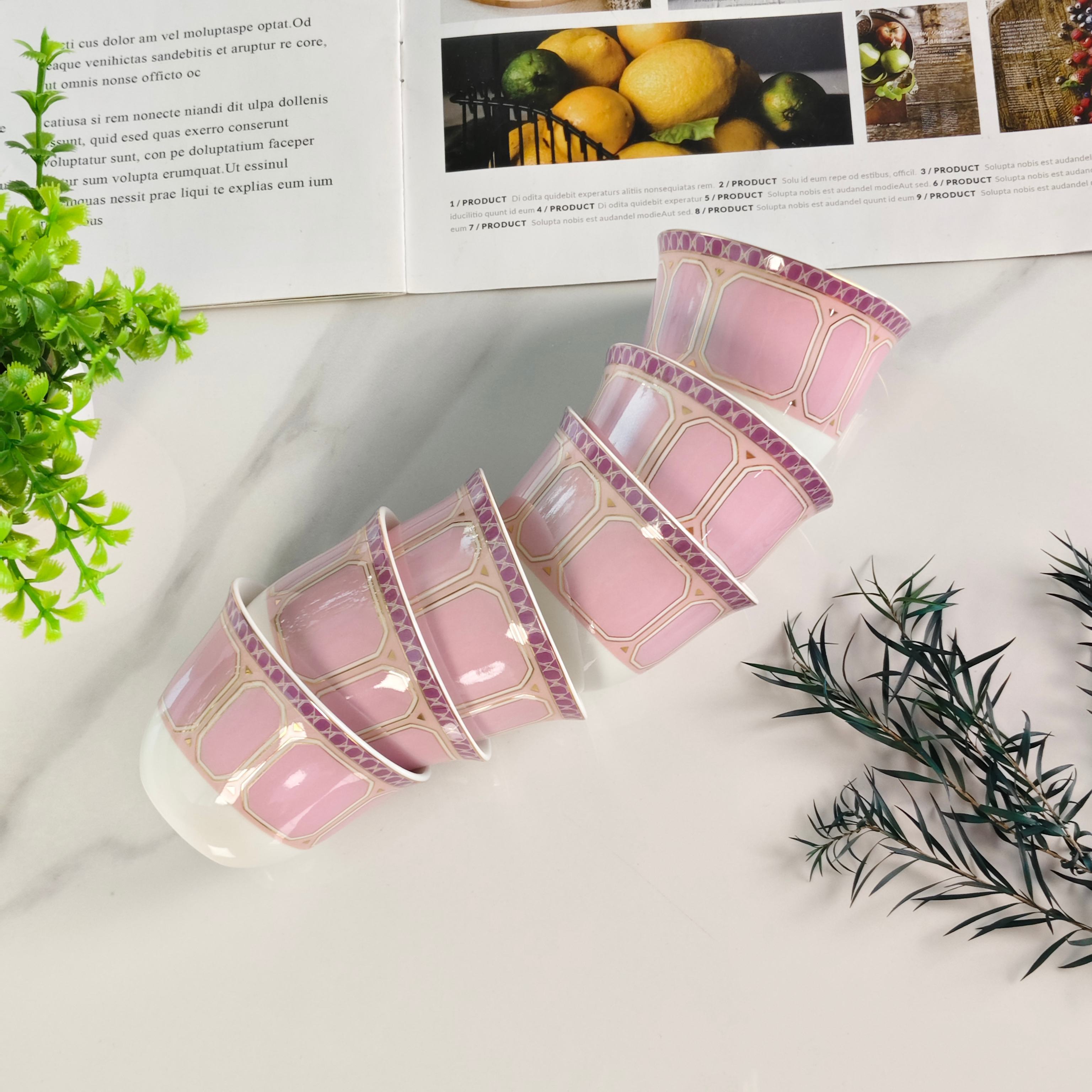 Чайный набор в стиле Swarovski x Rosenthal из керамики розового цвета