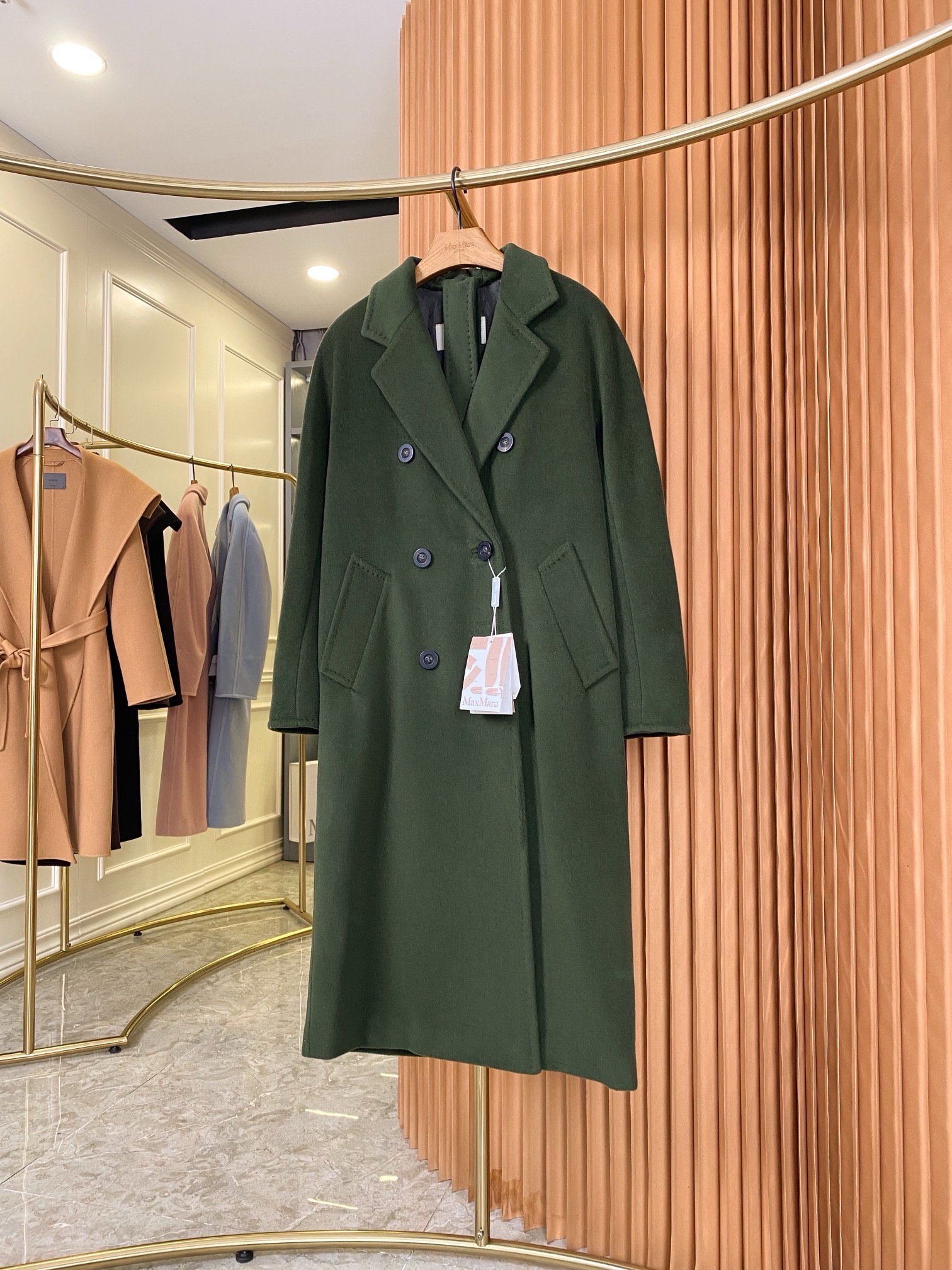 Пальто женское в стиле Max Mara Anne-Marie Beretta зелёного цвета