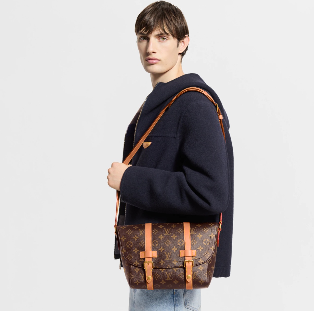 Сумка унисекс в стиле Louis Vuitton Christopher Messenger Monogram классическая