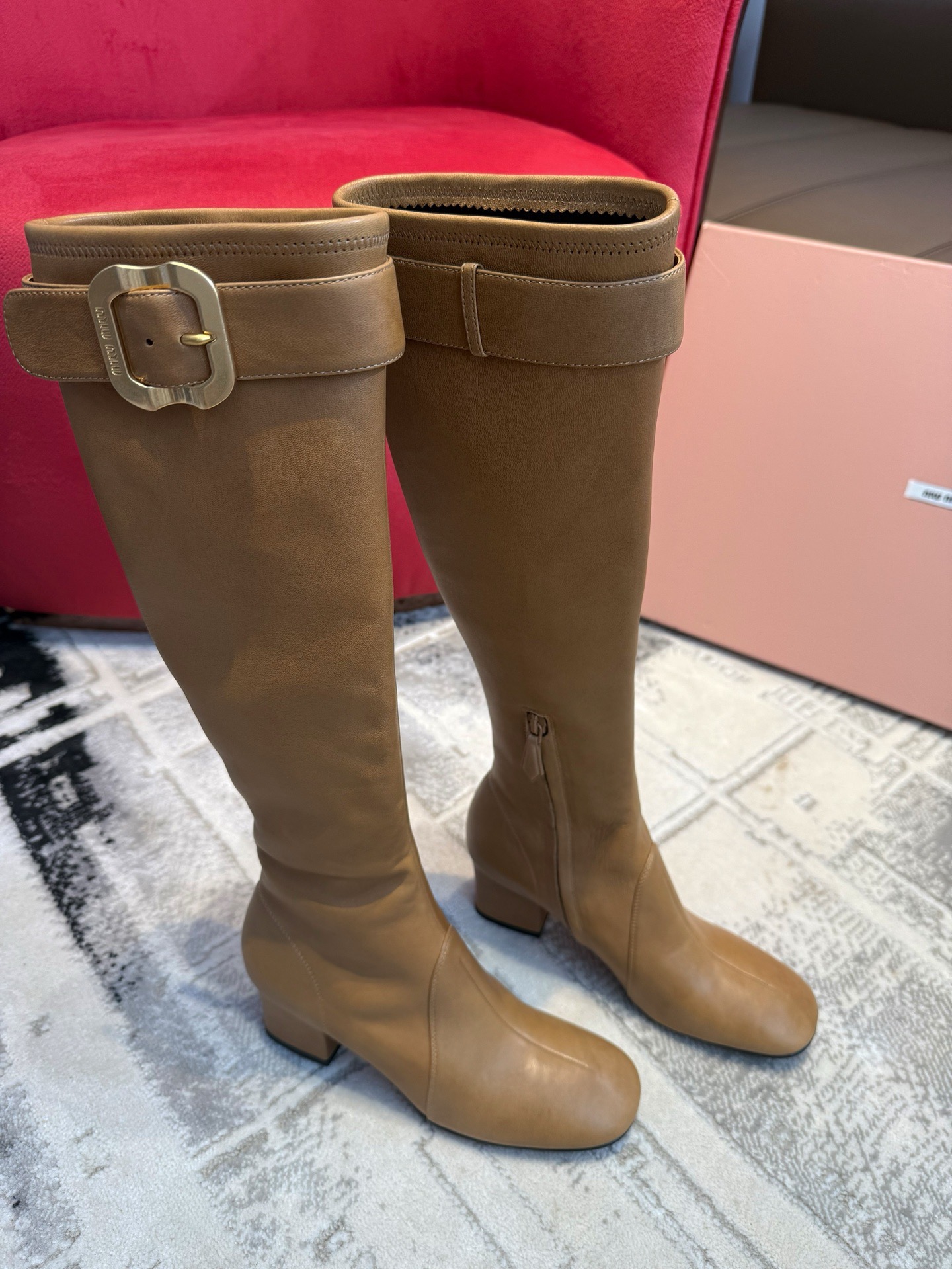 Сапоги женские Miu Miu Nappa Leather Boots with Buckle светло-коричневого цвета