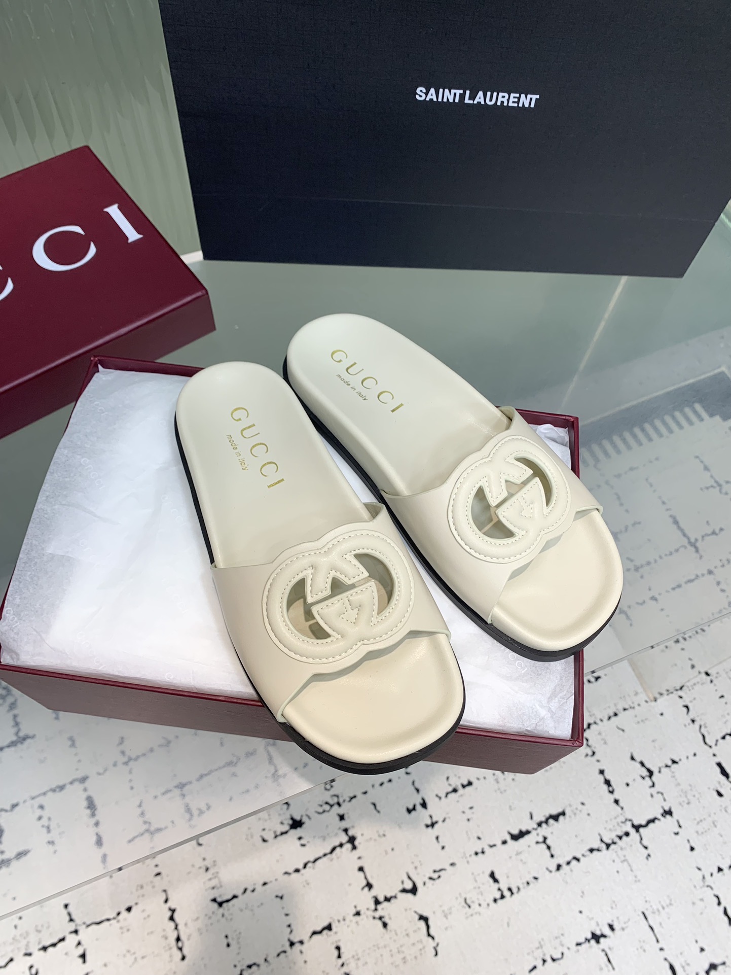 Мюли женские в стиле Gucci GG молочного цвета