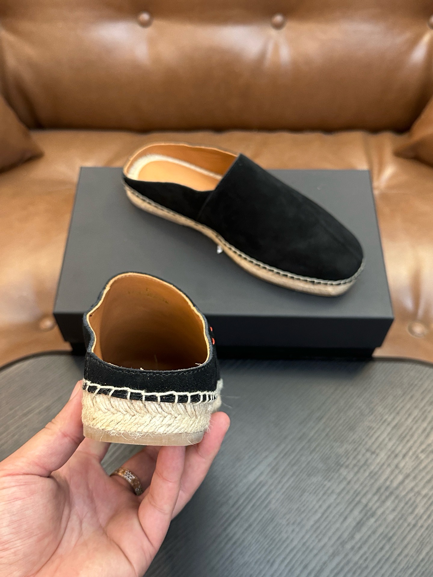 Мюли мужские в стиле Kiton чёрного цвета