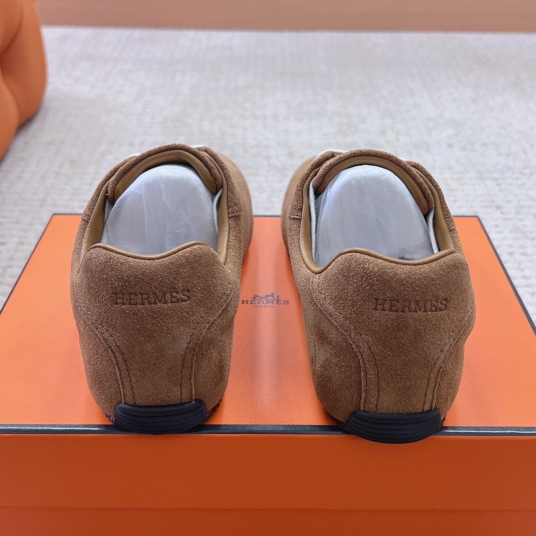 Кроссовки унисекс в стиле Hermès Trail коричневого цвета