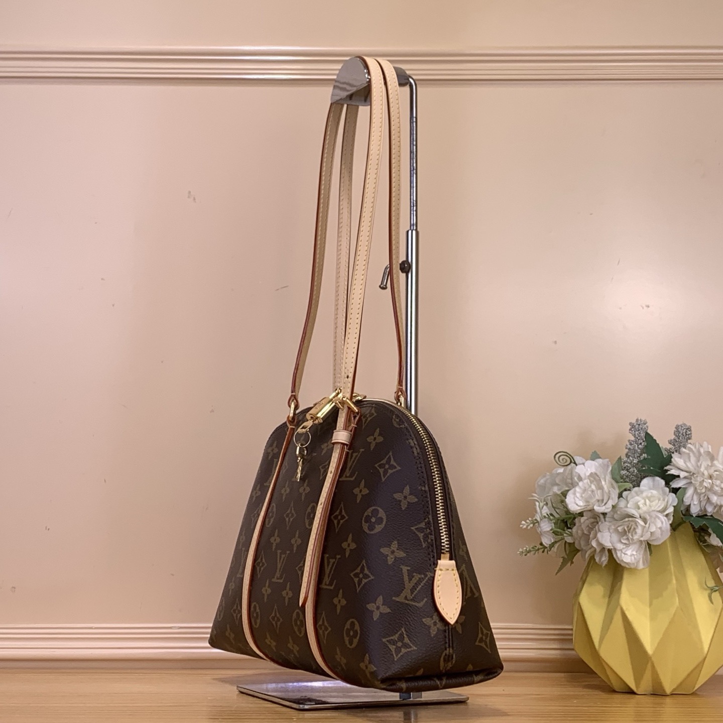 Сумка женская в стиле Louis Vuitton Squire Monogram классическая