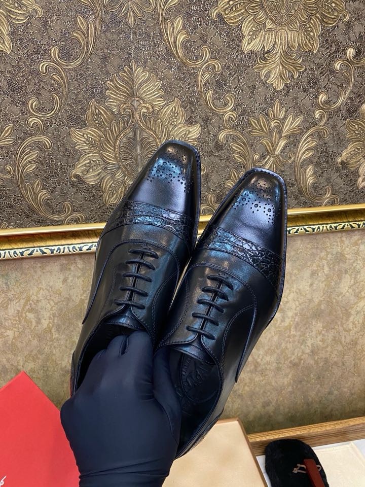 Туфли мужские в стиле Salvatore Ferragamo черного цвета