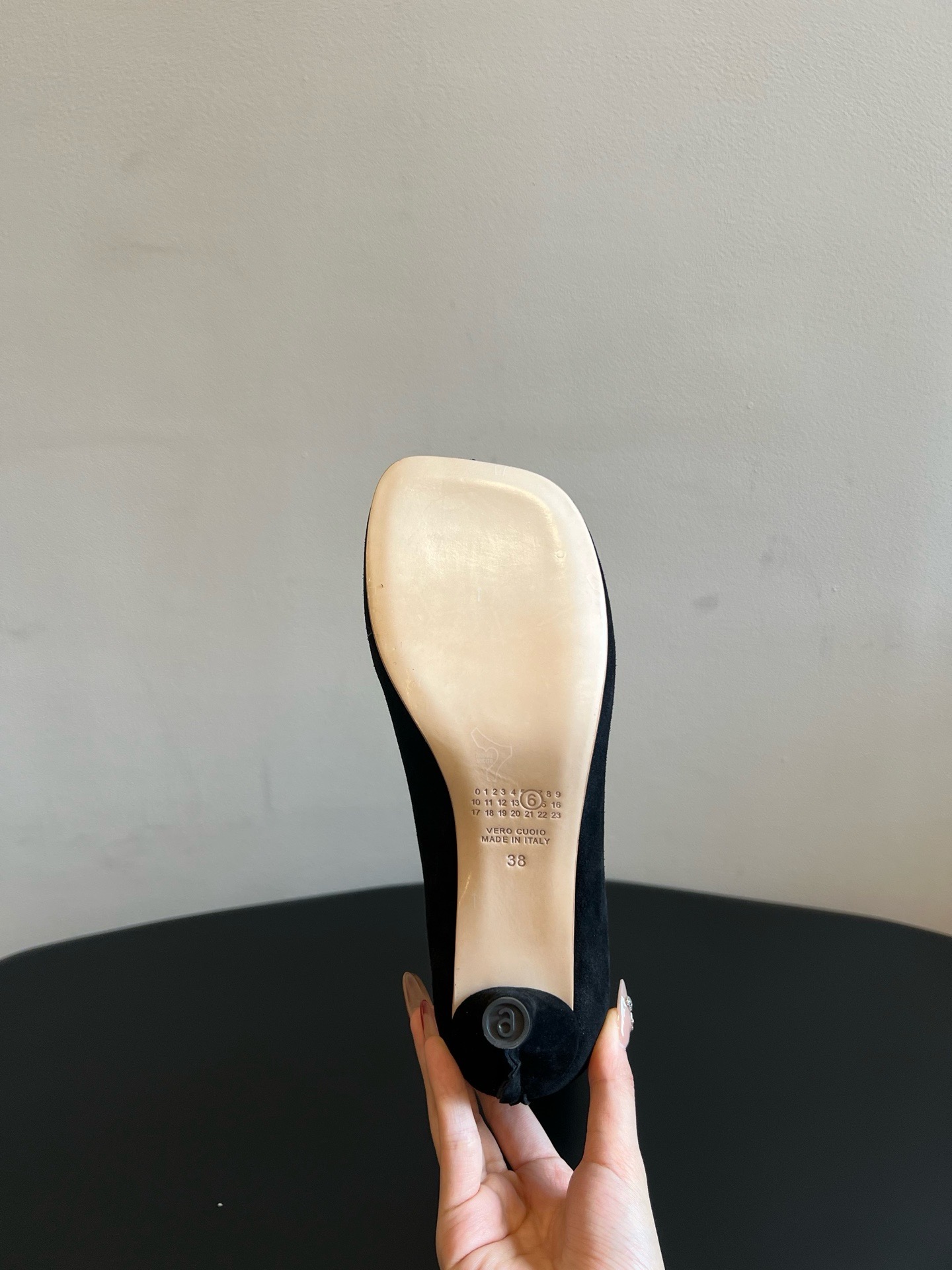 Сапоги женские Maison Margiela Tabi чёрного цвета