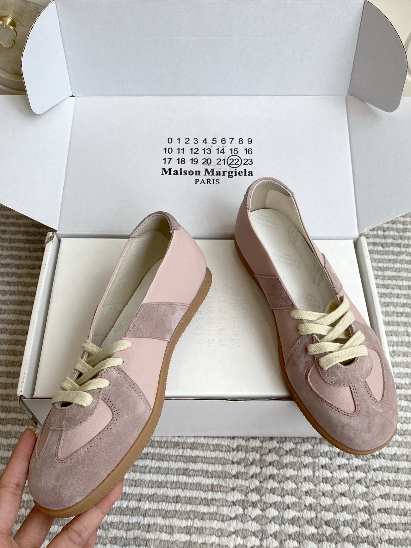 Кроссовки-балетки женские MM6 Maison Margiela розового цвета