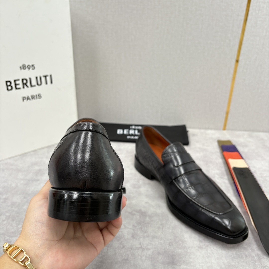 Лоферы мужские в стиле Berluti пенни черного цвета
