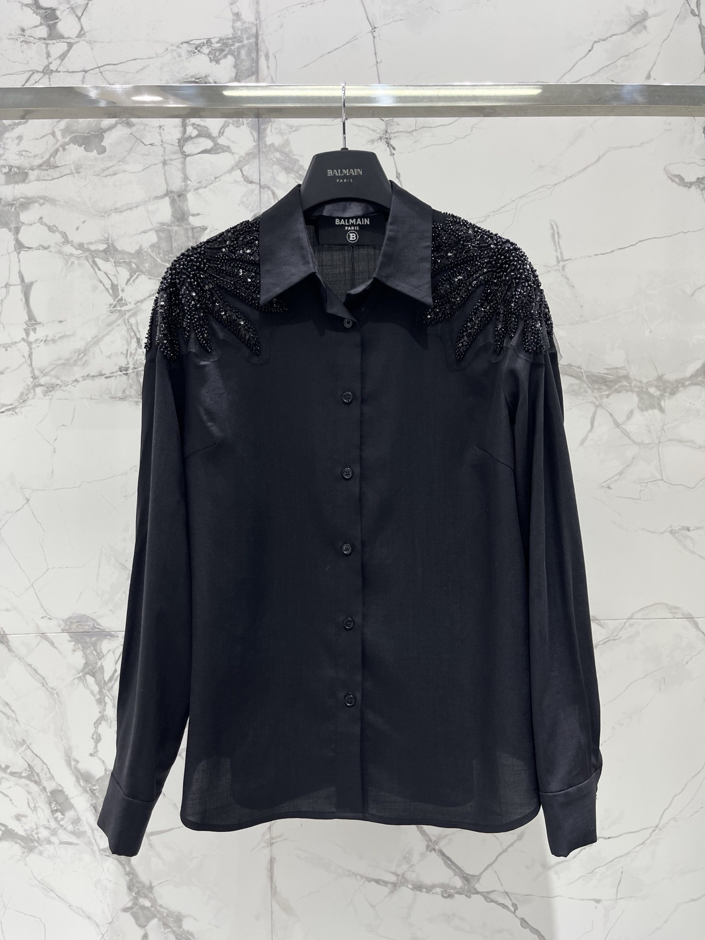 Рубашка женская в стиле Balmain с декором из бисера чёрного цвета
