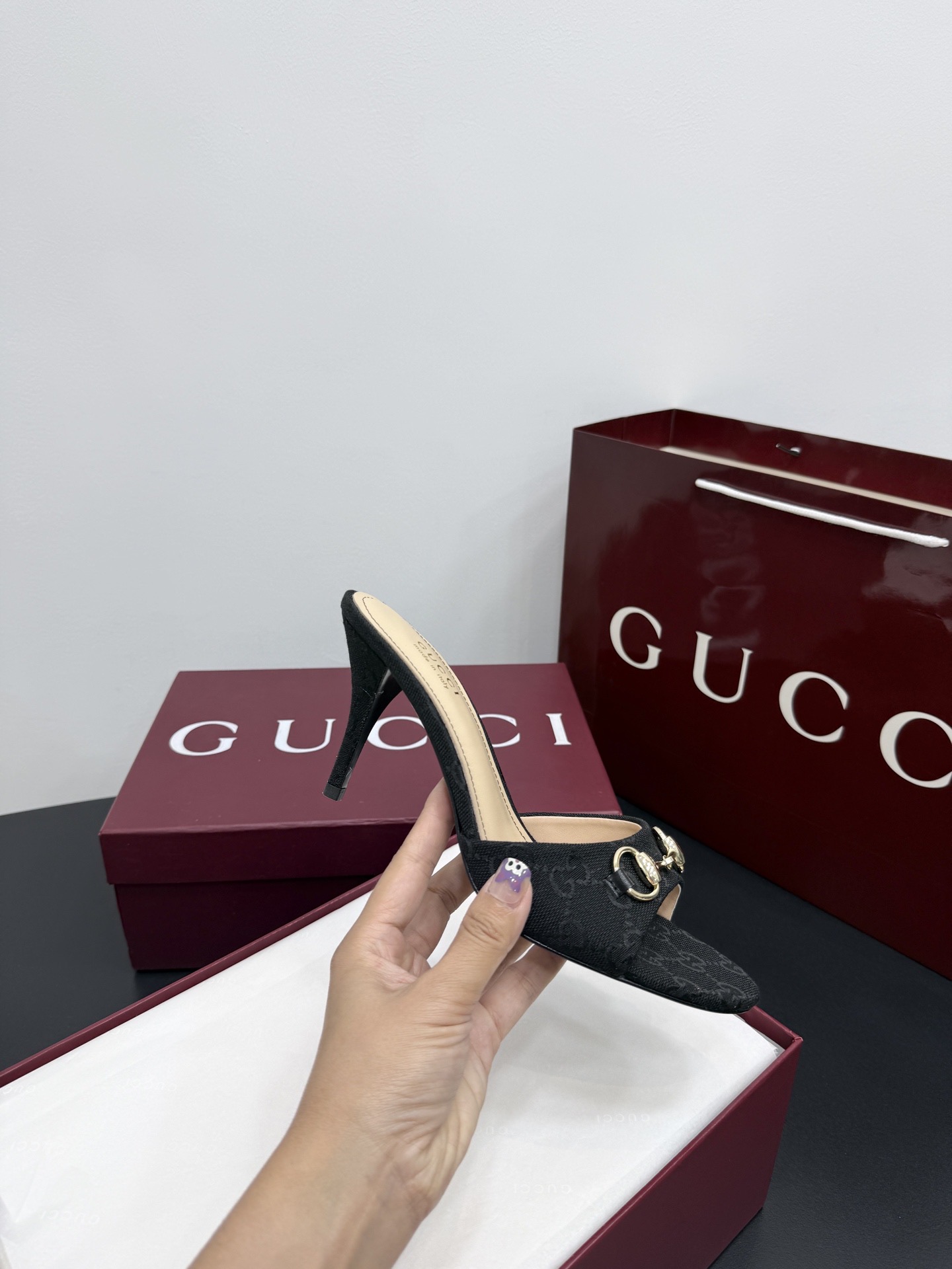 Мюли женские в стиле Gucci Horsebit черного цвета