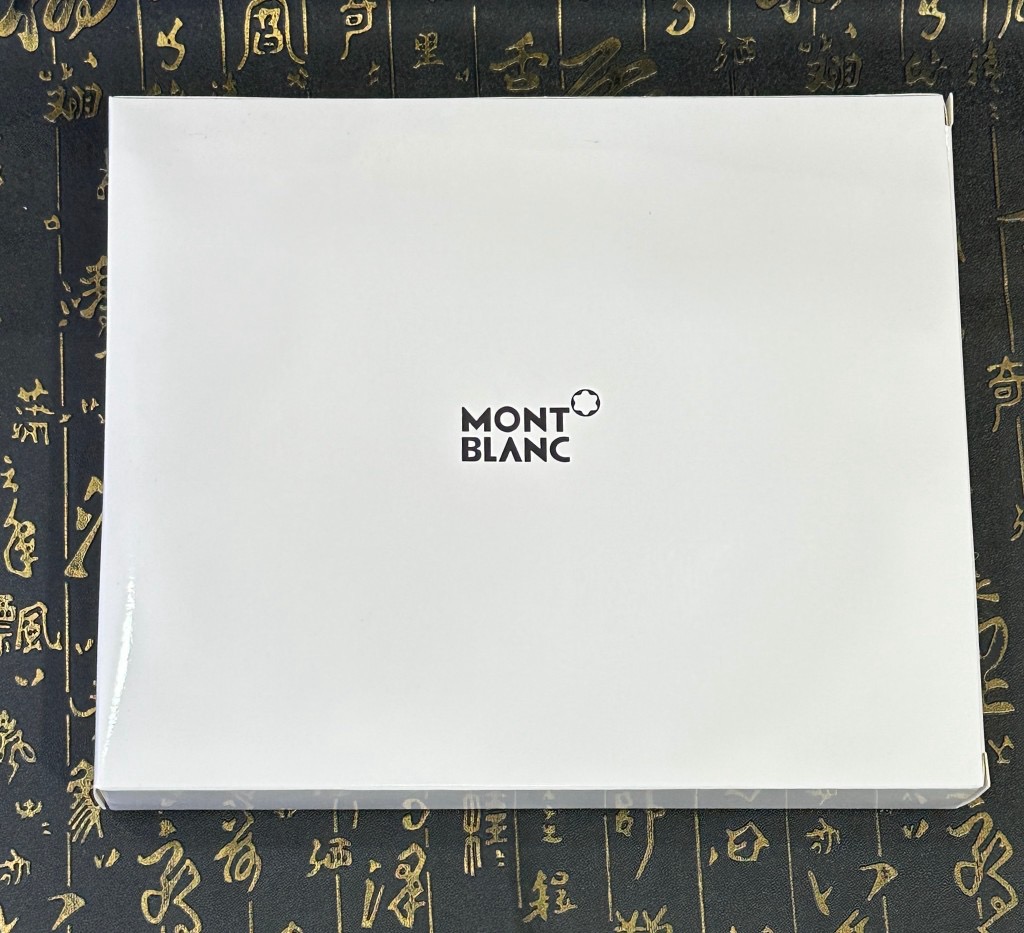 Набор канцелярский в стиле Montblanc: блокнот и ручка (чёрного цвета)