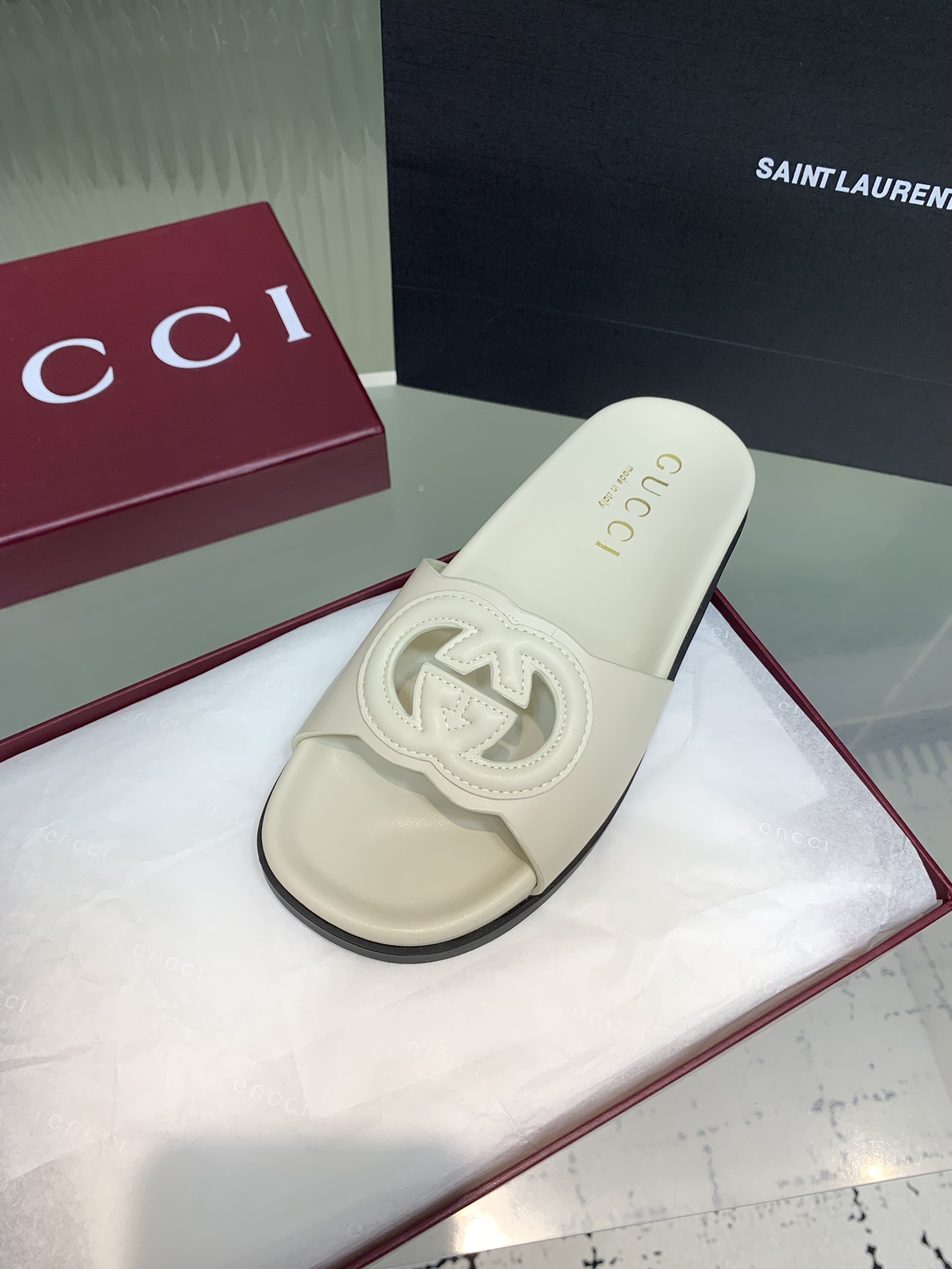 Мюли женские в стиле Gucci GG молочного цвета