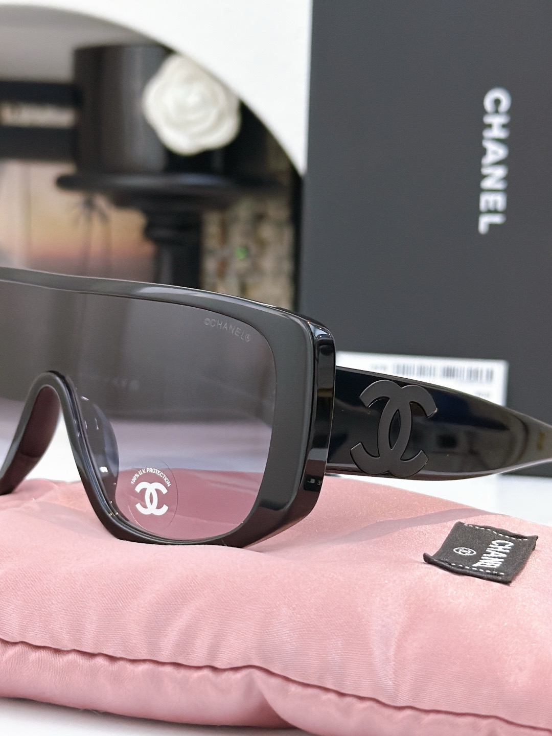 Солнцезащитные очки Chanel 5495